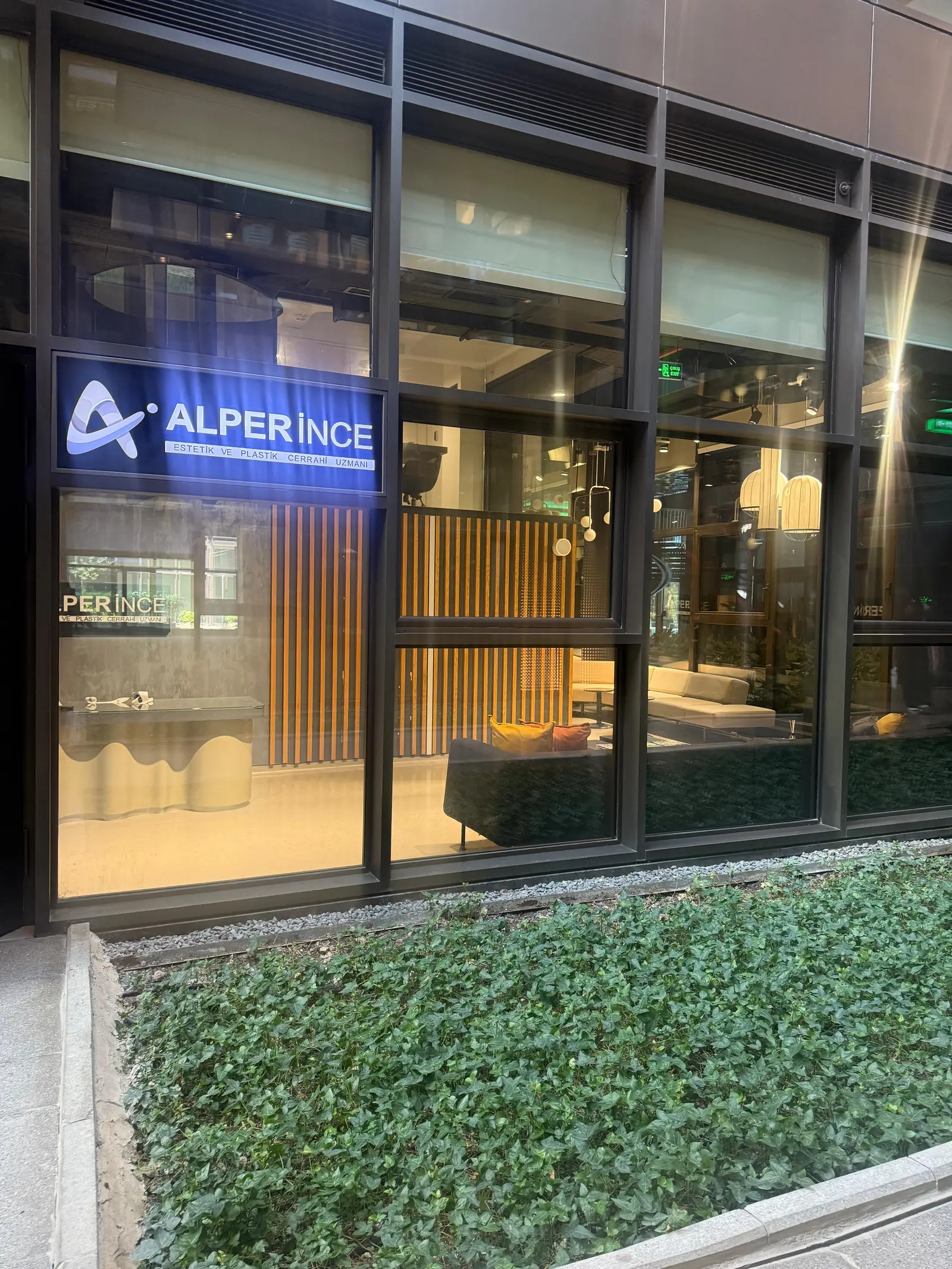 Clinic-provided photograph of Dr Alper İnce