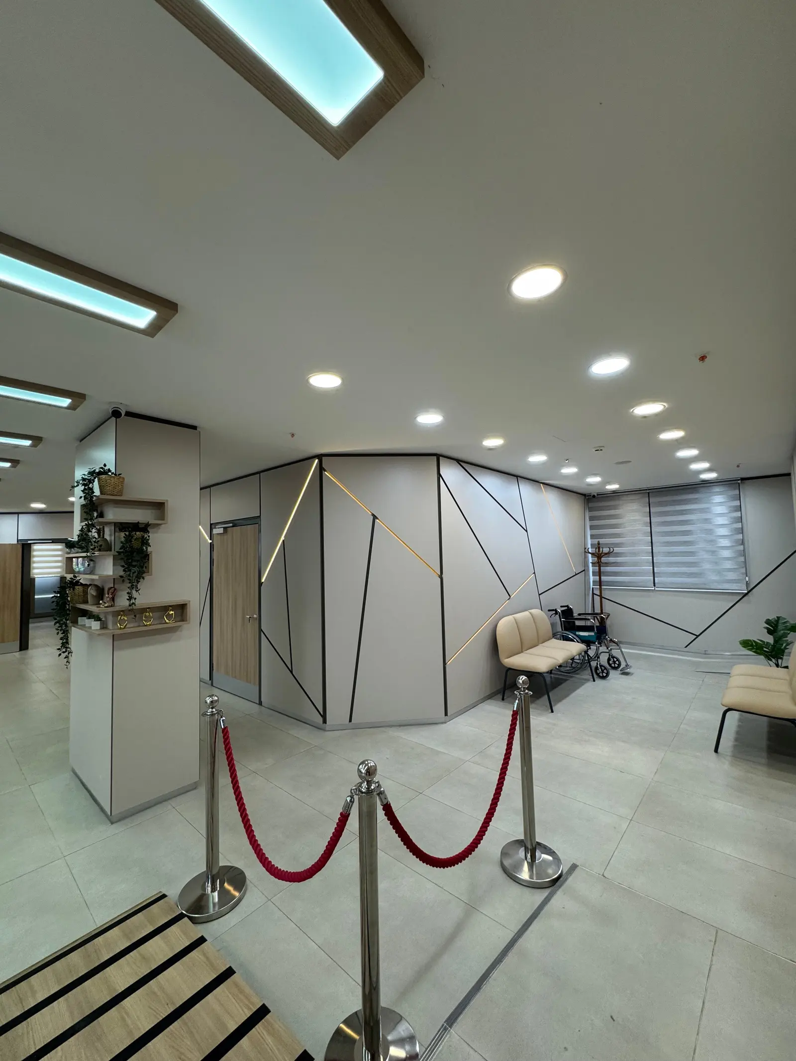Clinic-provided photograph of Dr Erkan Yıldırım