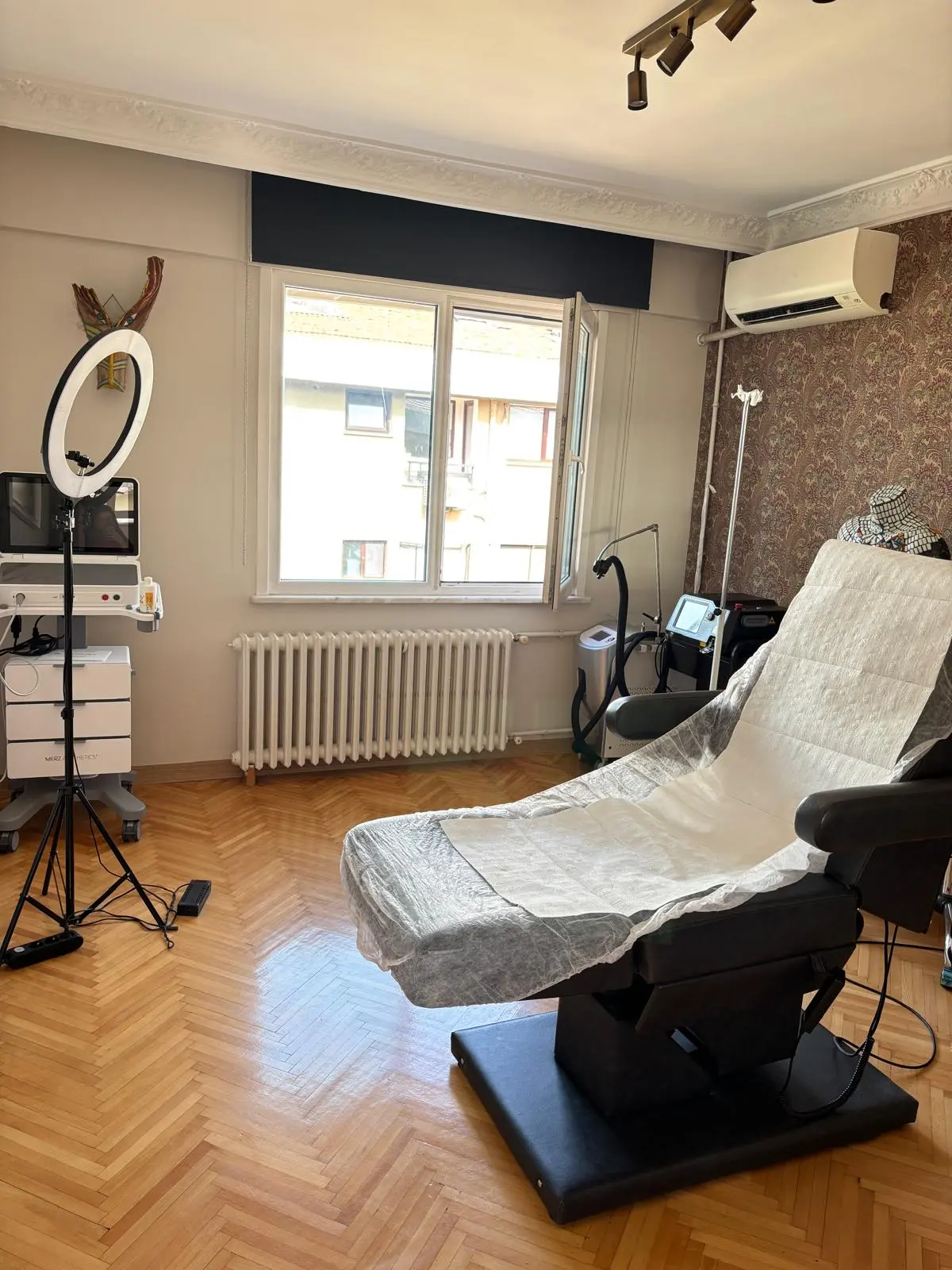 Clinic-provided photograph of Dr Fatma Gökçe Haspolat