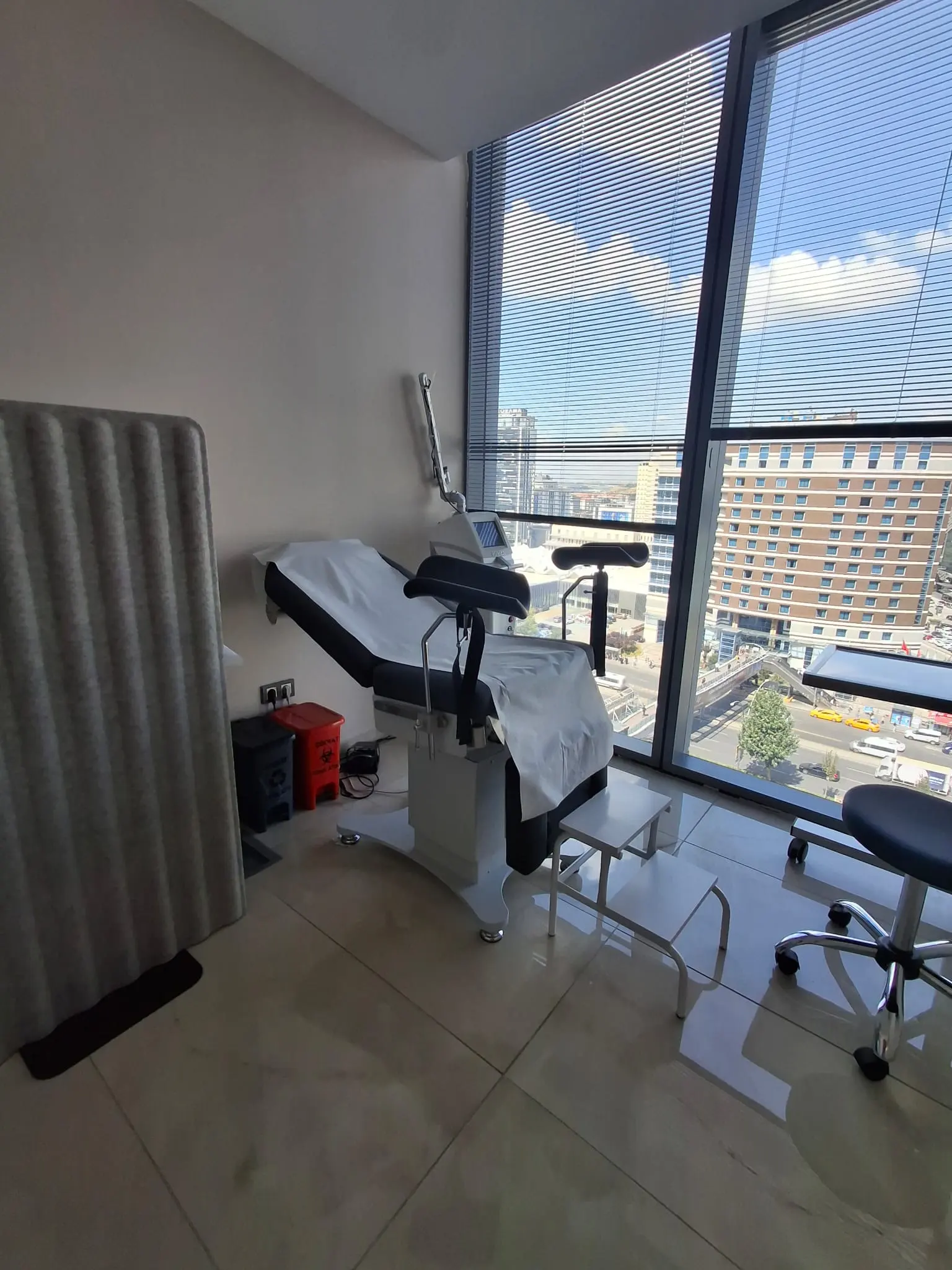 Von der Klinik bereitgestelltes Foto von Dr. Miray Sekkin Eser