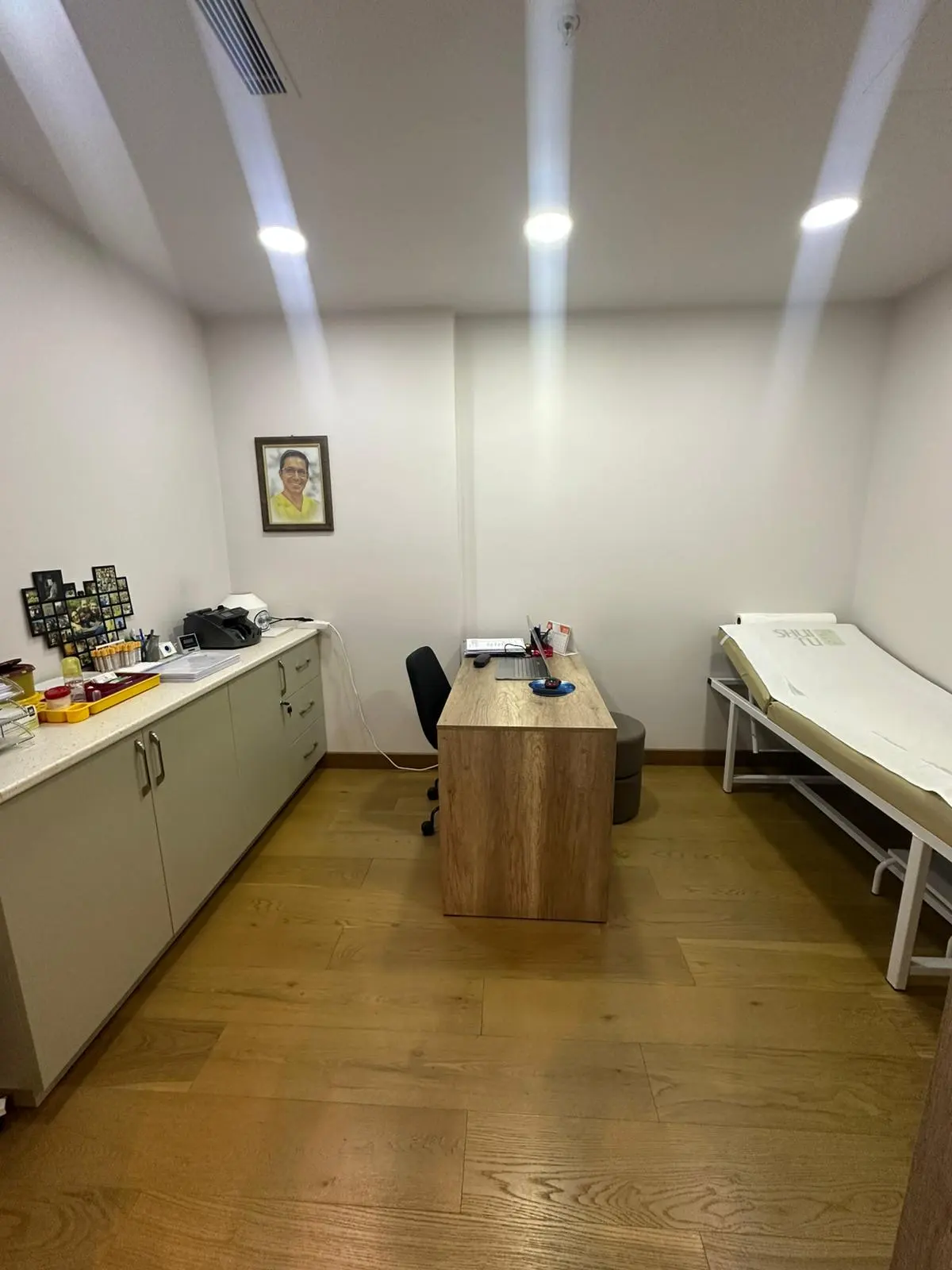 Clinic-provided photograph of Prof. Dr Remzi Abalı
