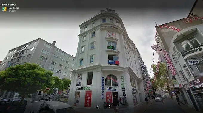 Clinic-provided photograph of Dr Eser Ağar