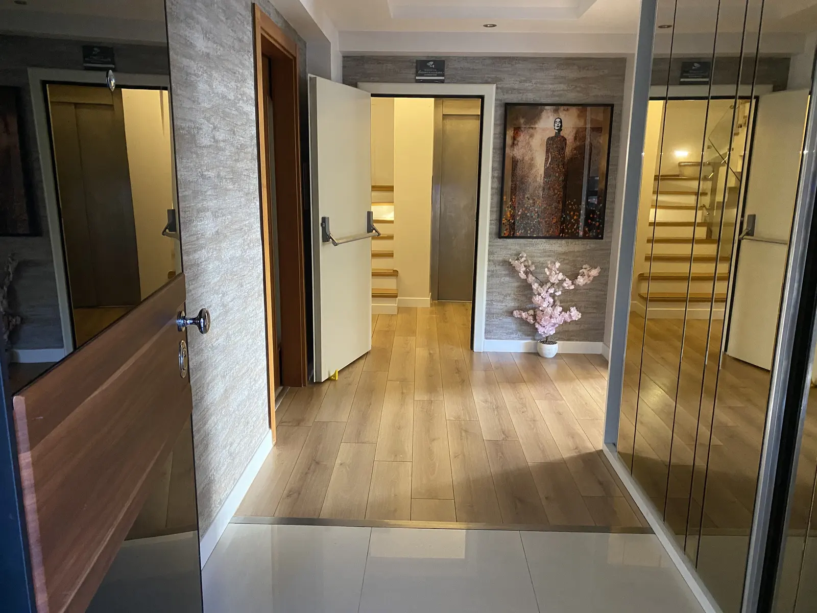 Clinic-provided photograph of Dr Ayşen Usluer
