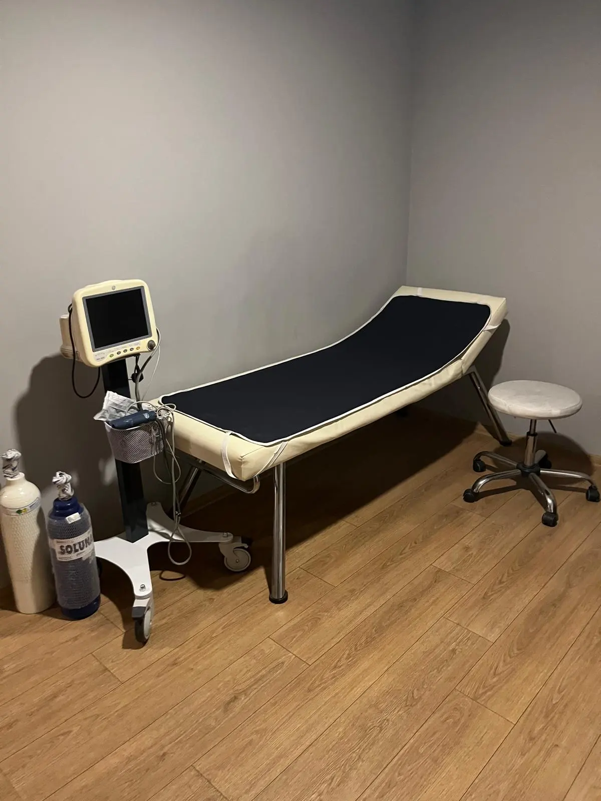 Clinic-provided photograph of Dr Abdullah Korkut Kafesçiler