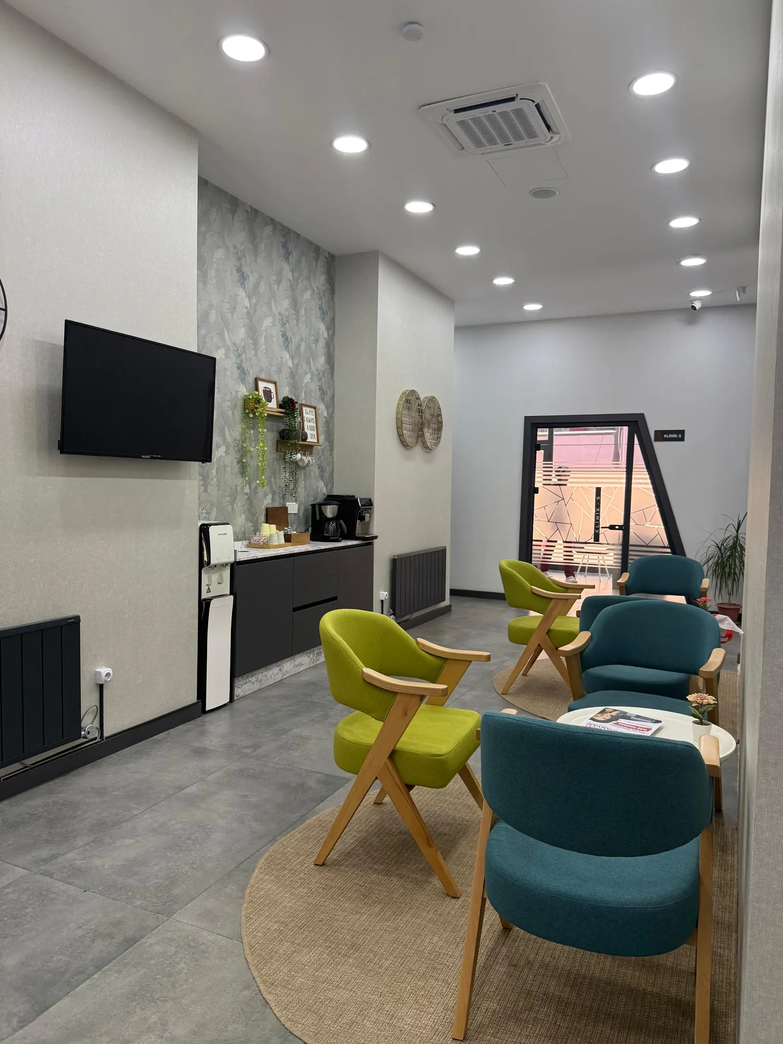 Clinic-provided photograph of Melsadent Clinic