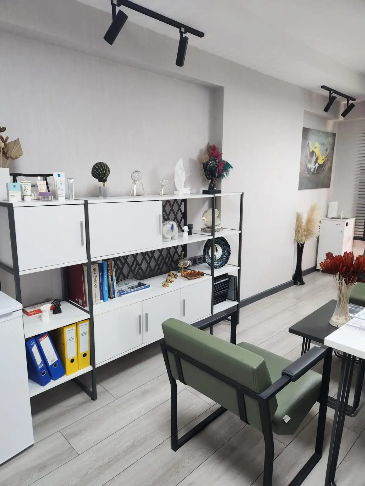 Clinic-provided photograph of Dr Nurten Yavuz (Karakuş)
