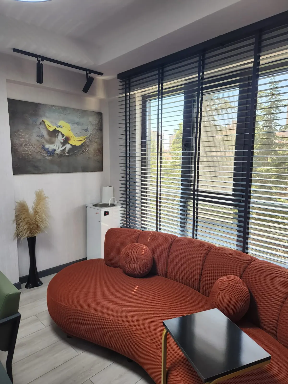 Clinic-provided photograph of Dr Nurten Yavuz (Karakuş)