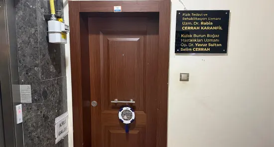 Clinic-provided photograph of Dr Yavuz Sultan Selim Cerrah