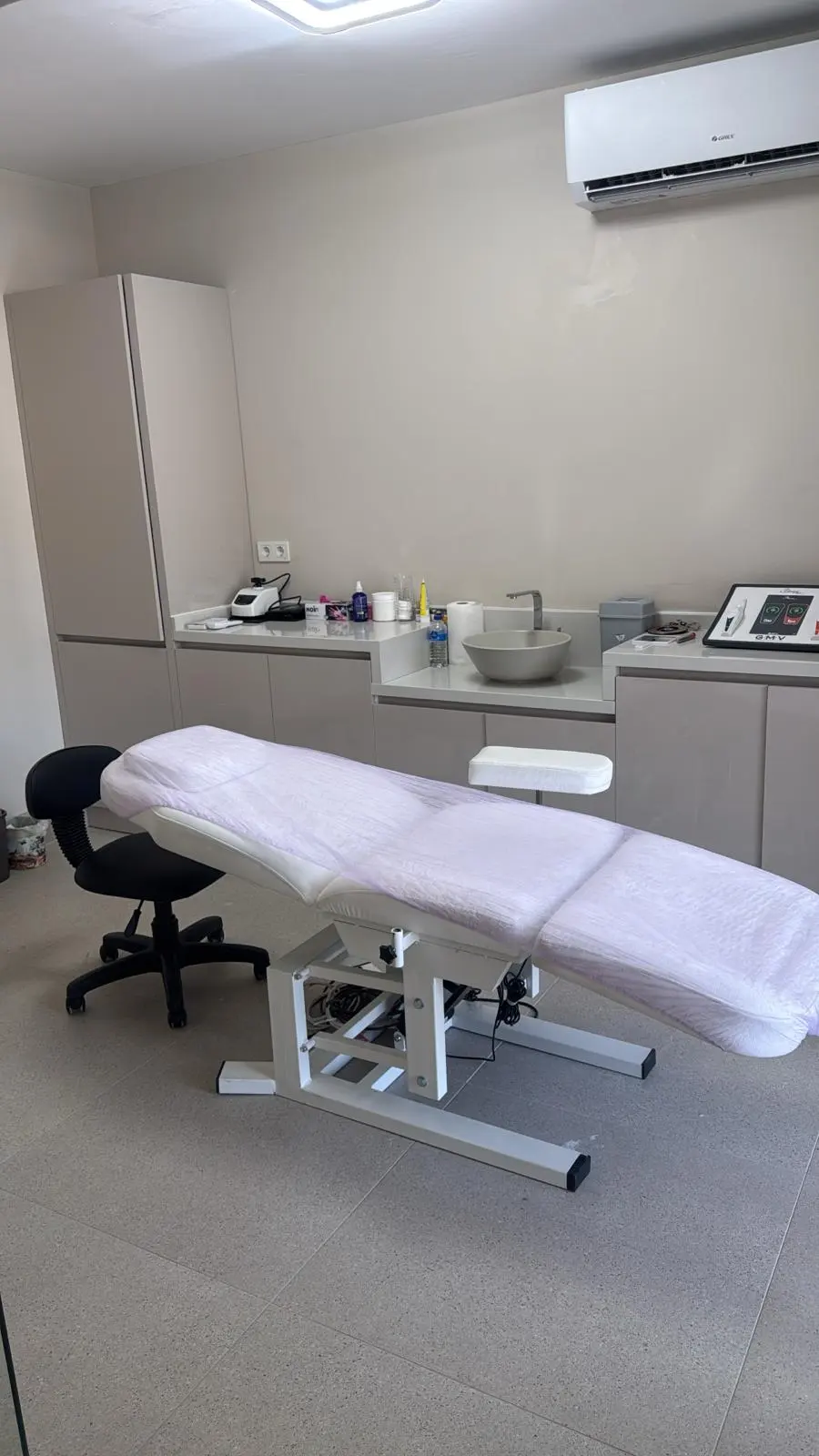 Clinic-provided photograph of Dr Burçin Balcı