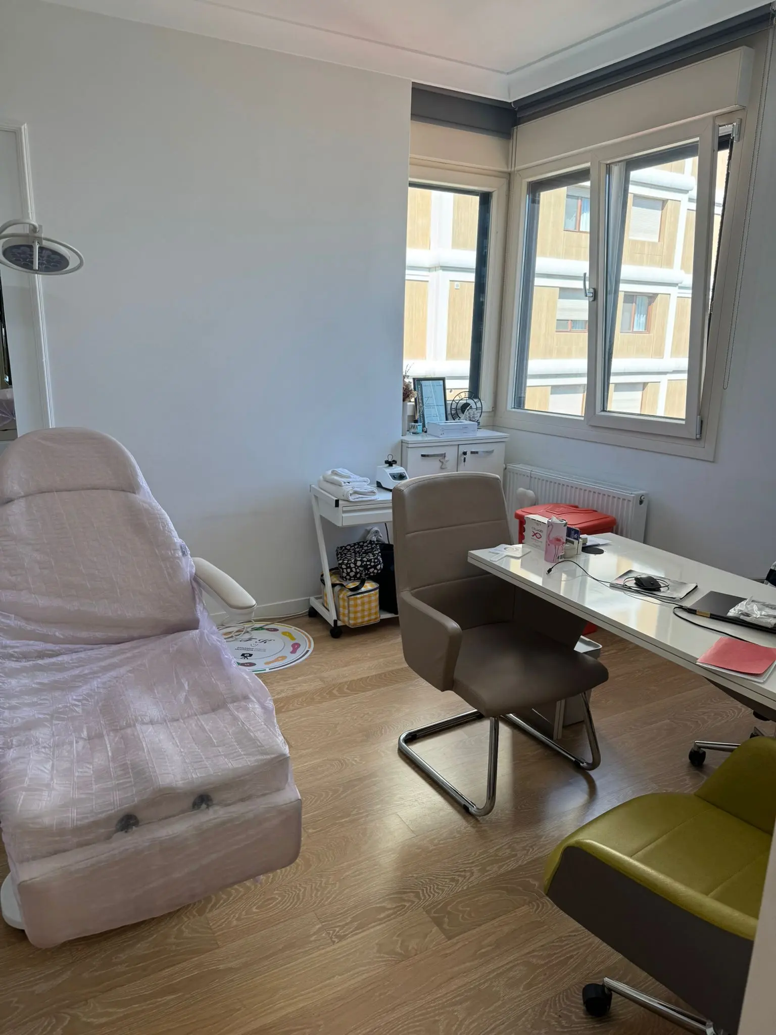 Clinic-provided photograph of Dr Gülsüm San
