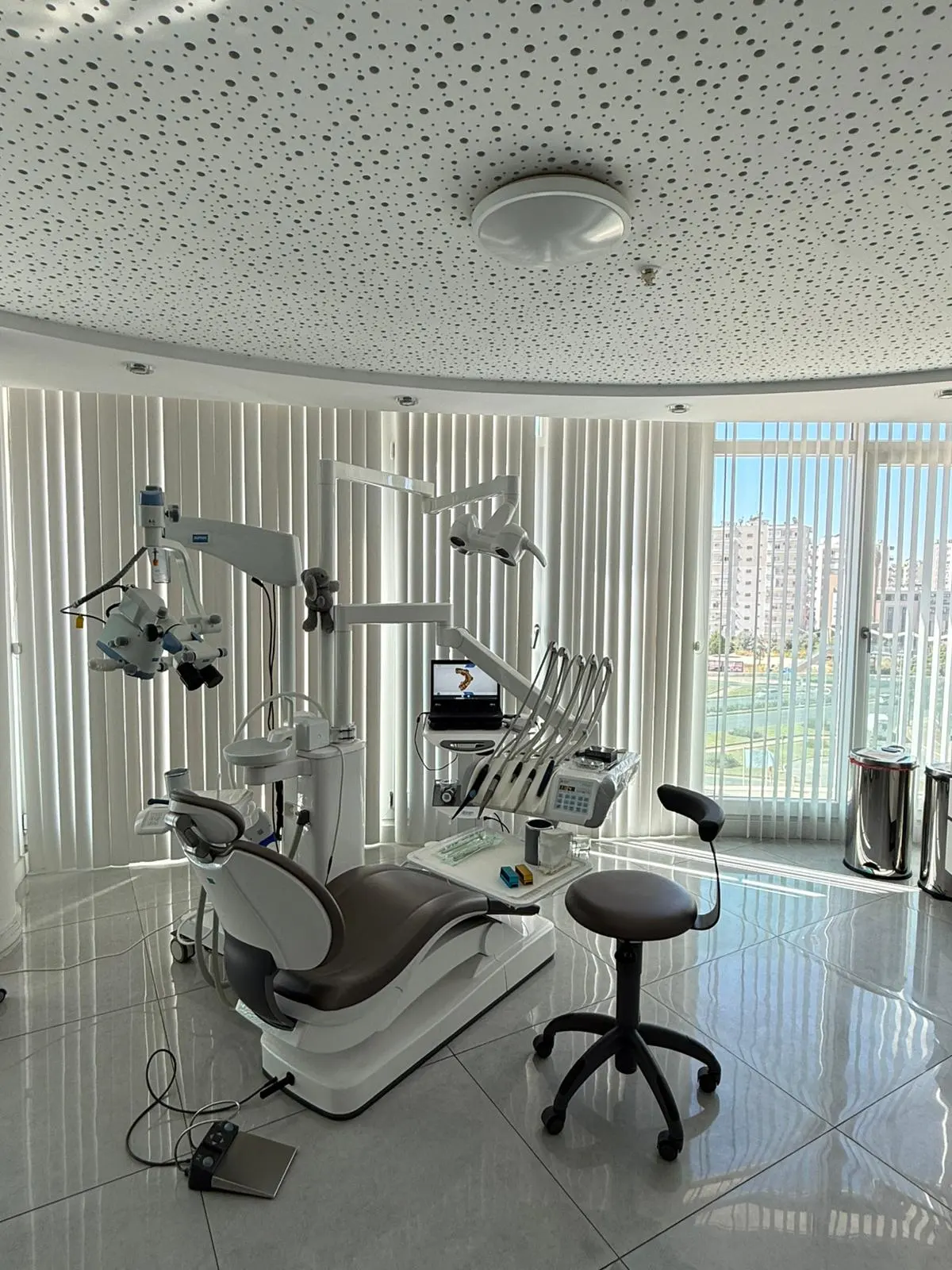 Clinic-provided photograph of Dr Rüyan Genç Tunç