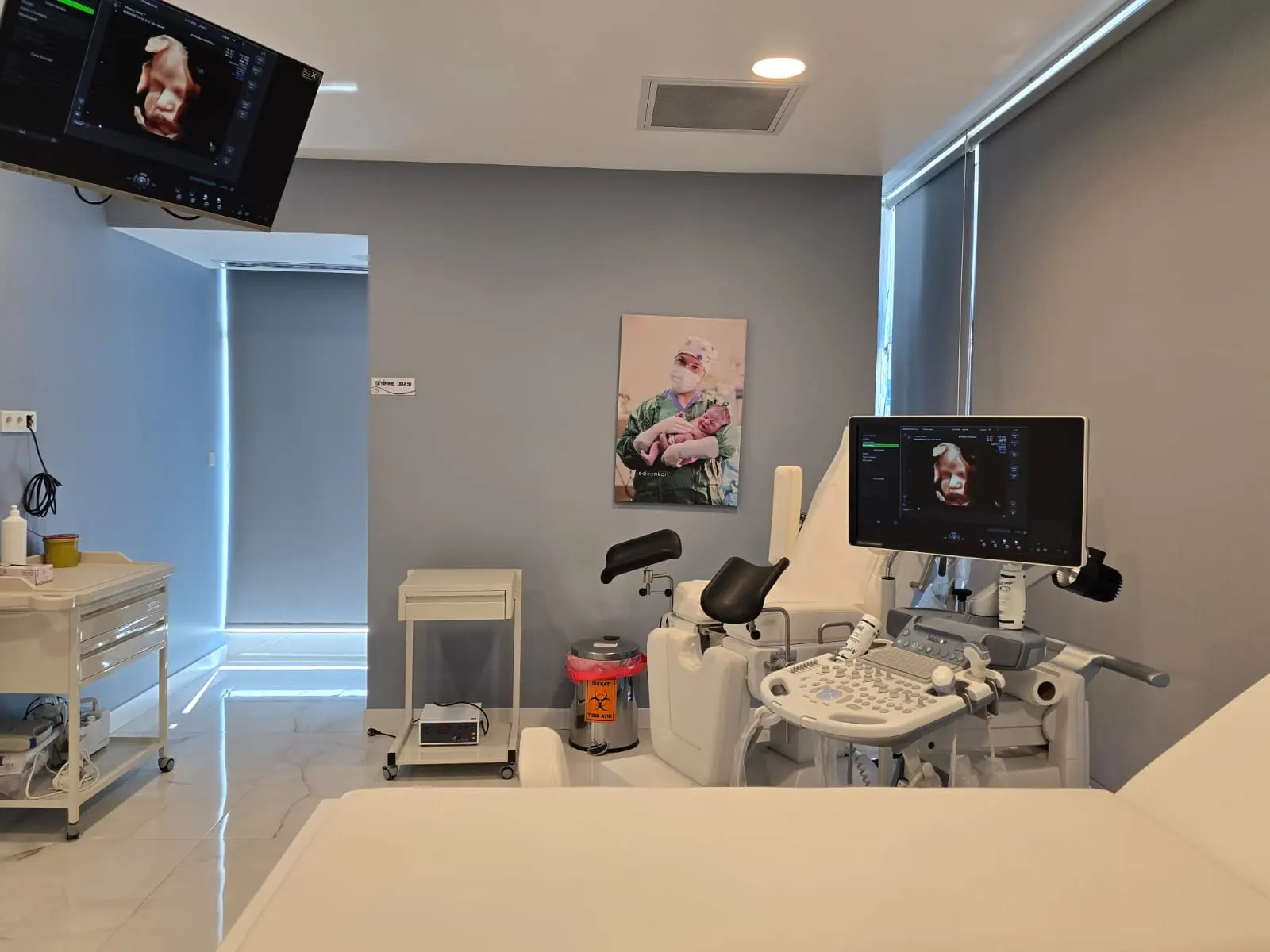 Clinic-provided photograph of Dr Nezaket Kadıoğlu
