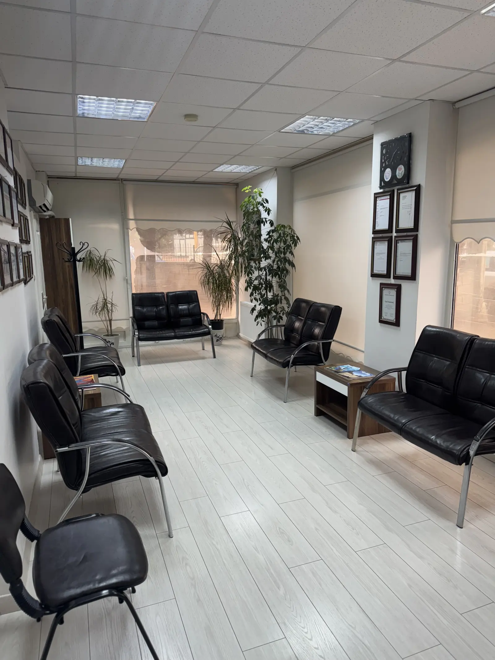 Clinic-provided photograph of Prof. Dr Fazlı Demirtürk