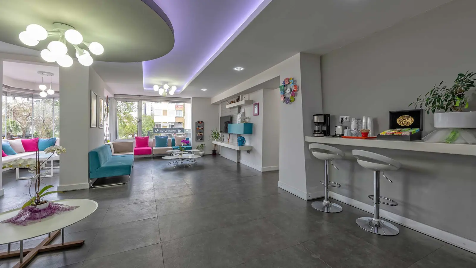 Clinic-provided photograph of Antera Dental Clinic