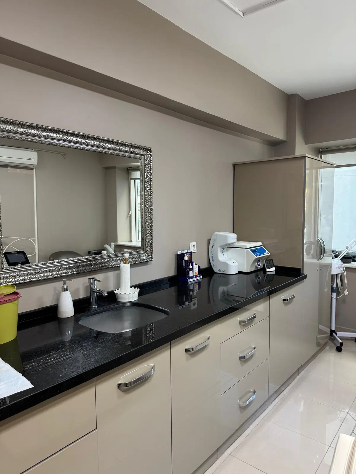 Von der Klinik bereitgestelltes Foto von Dr. Cemile Derya Tekeş