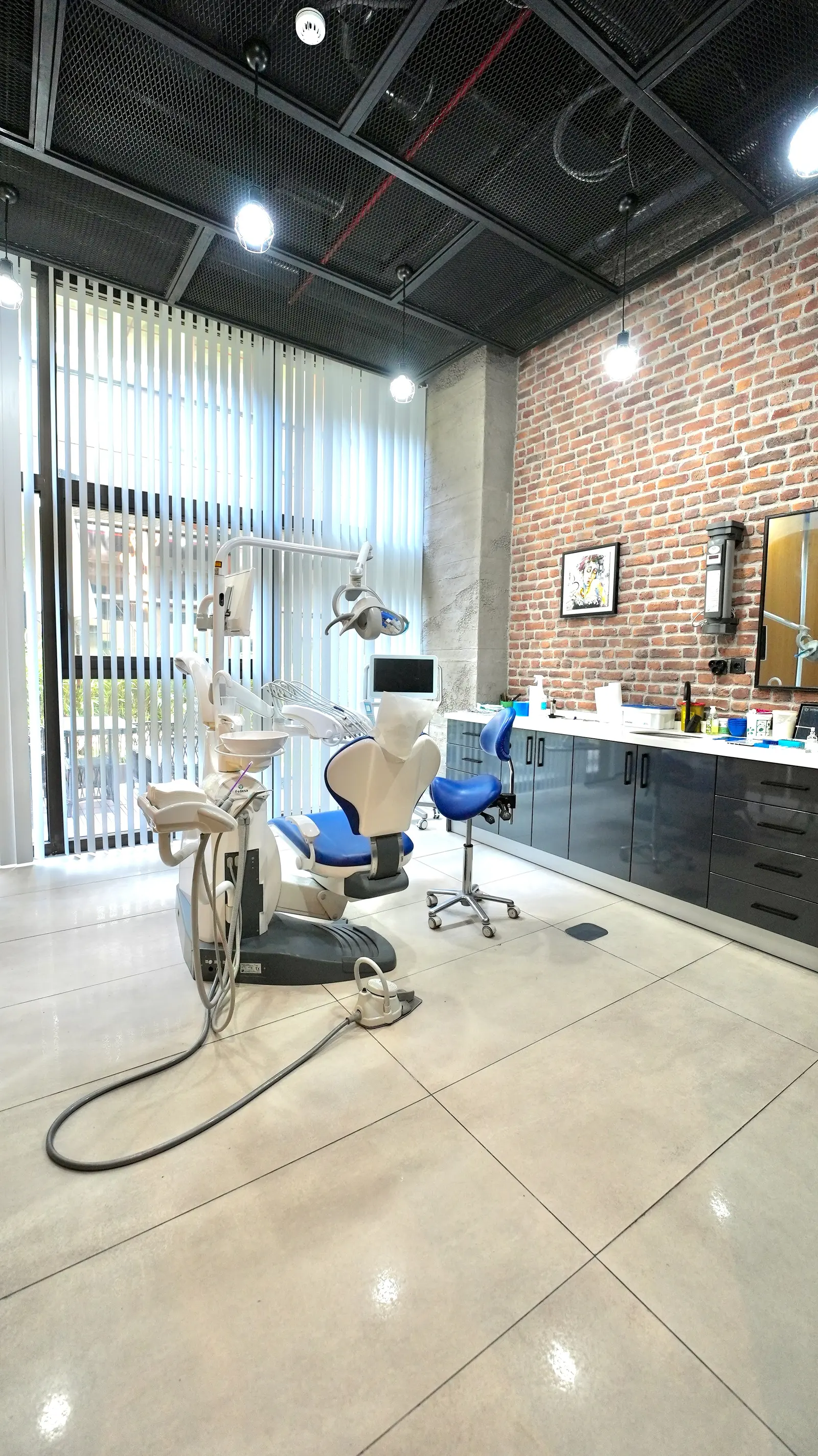 Clinic-provided photograph of Dr Serkan Sağır
