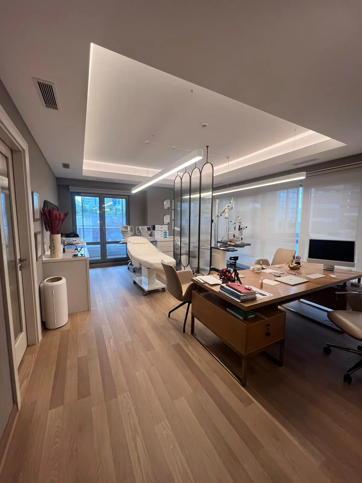 Clinic-provided photograph of Dr Havva Gül Yıldız
