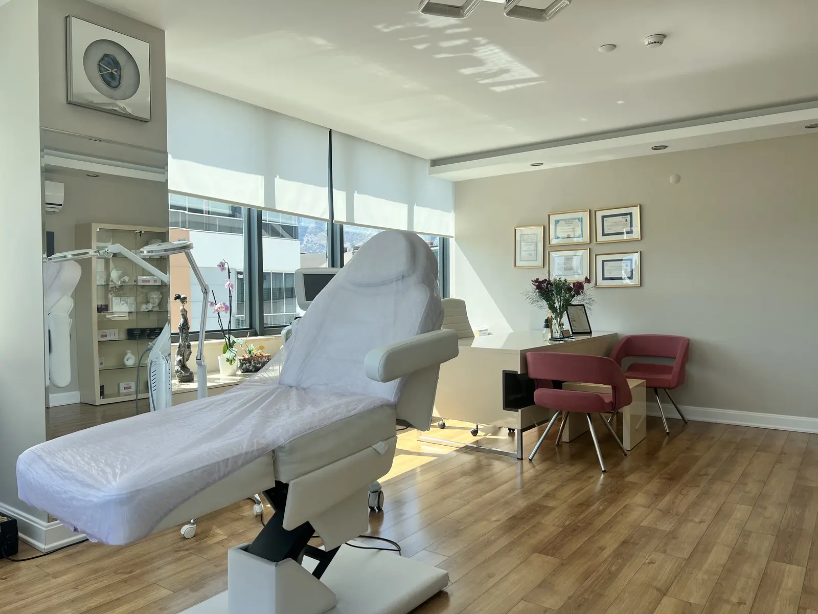 Clinic-provided photograph of Dr Alem Sultan Bayındır