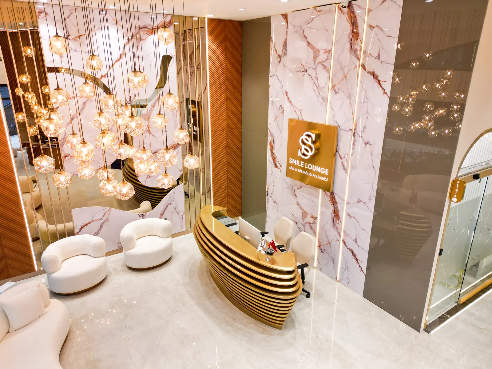 Von der Klinik bereitgestelltes Foto von Smile Lounge