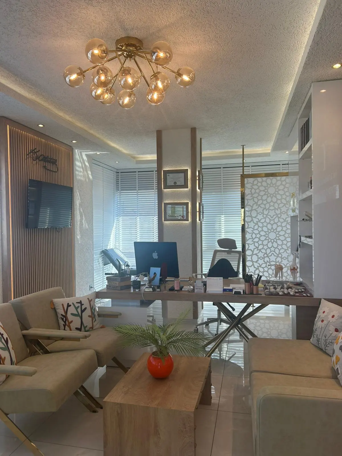 Clinic-provided photograph of Assoc. Prof. Dr Tuluhan Yunus Emre
