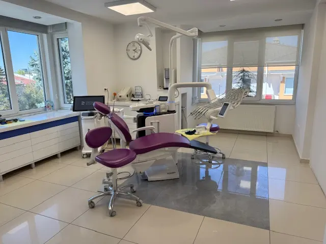 Von der Klinik bereitgestelltes Foto von Akademi Zahnklinik