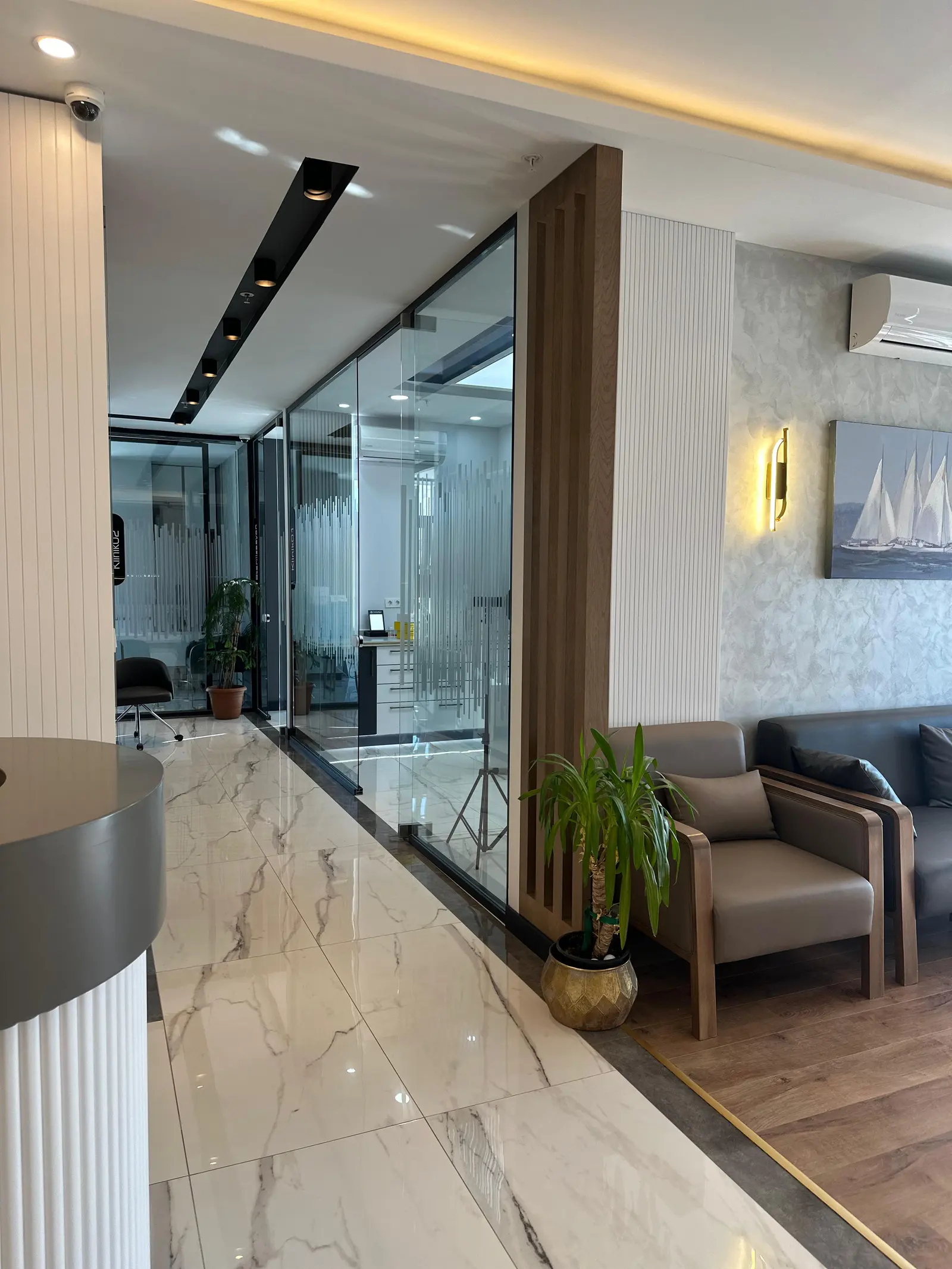 Clinic-provided photograph of Dr Doğu Alpat Çiçek
