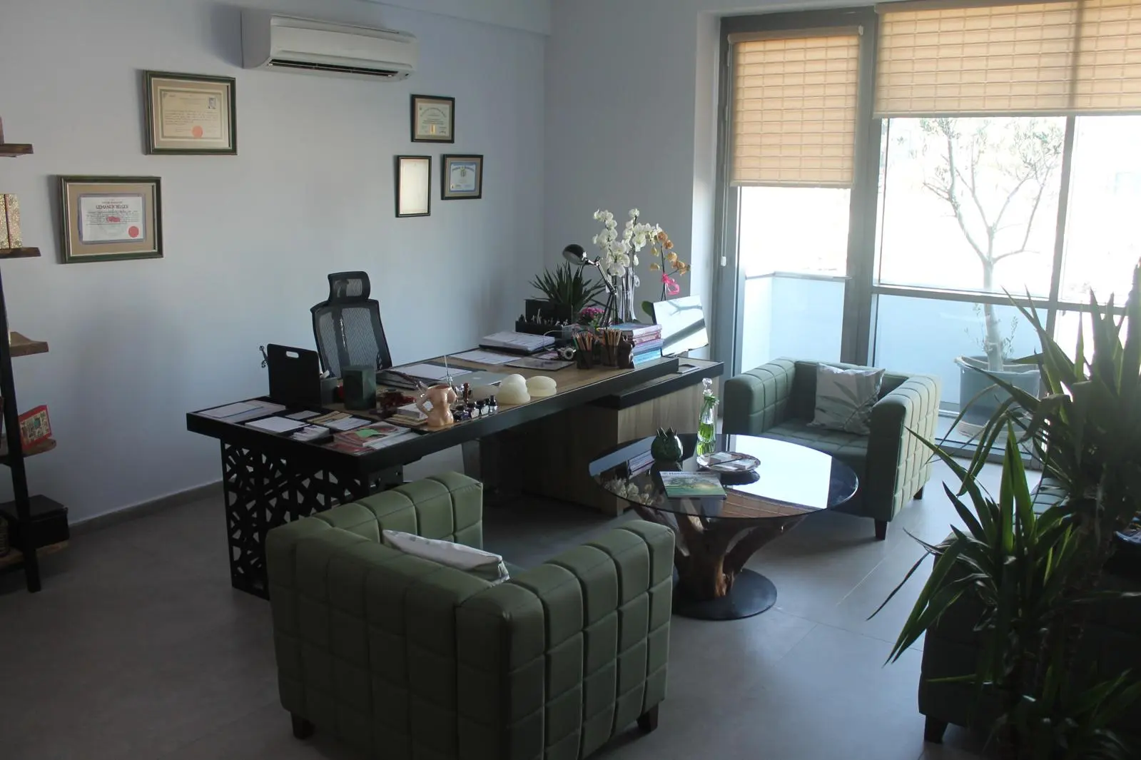 Clinic-provided photograph of Dr Murat Çalıkapan