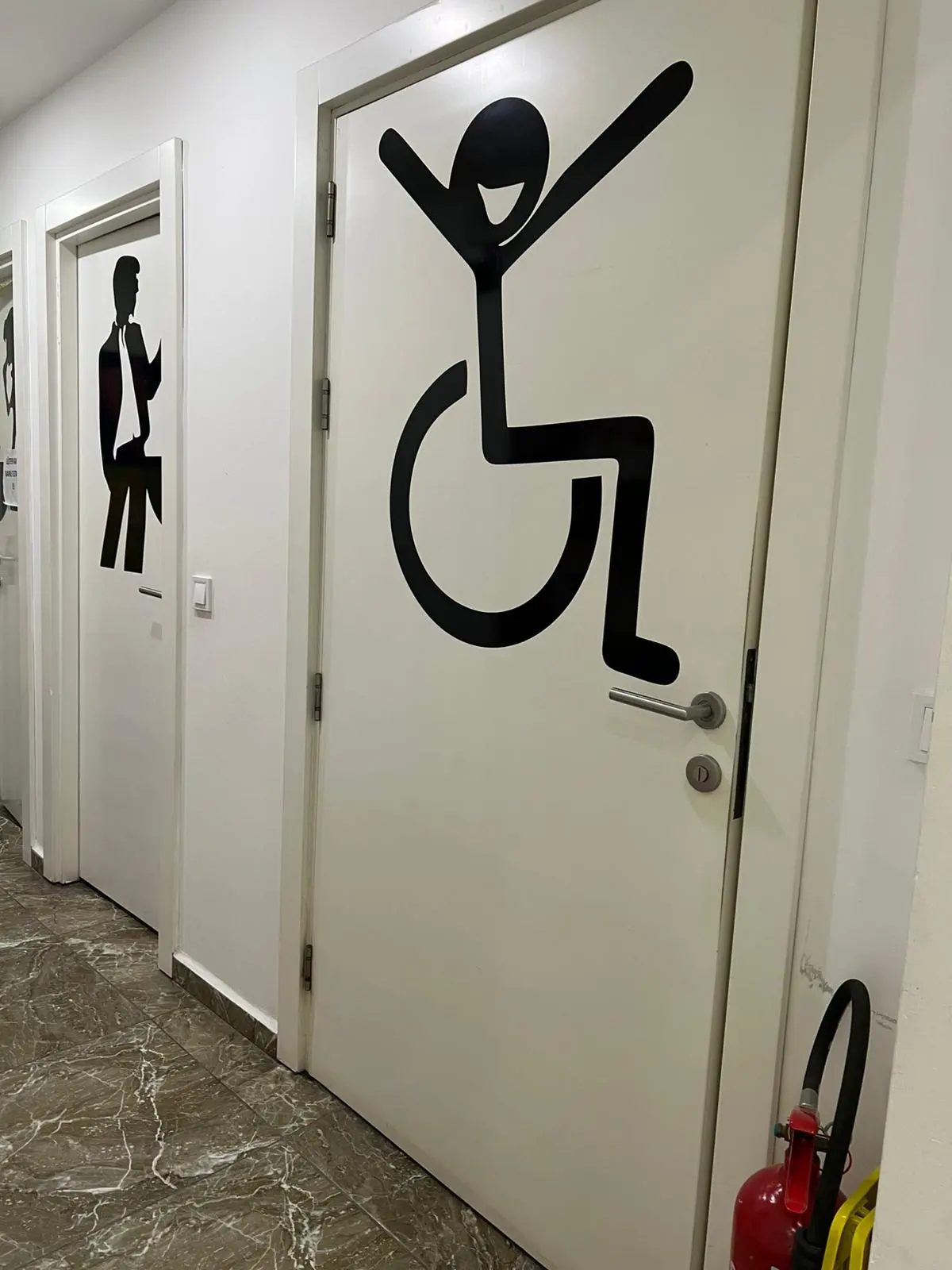 Von der Klinik bereitgestelltes Foto von Barış Işık Zahnklinik