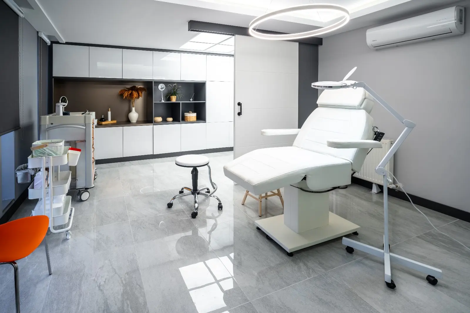 Clinic-provided photograph of Prof. Dr A. Emre Aksu