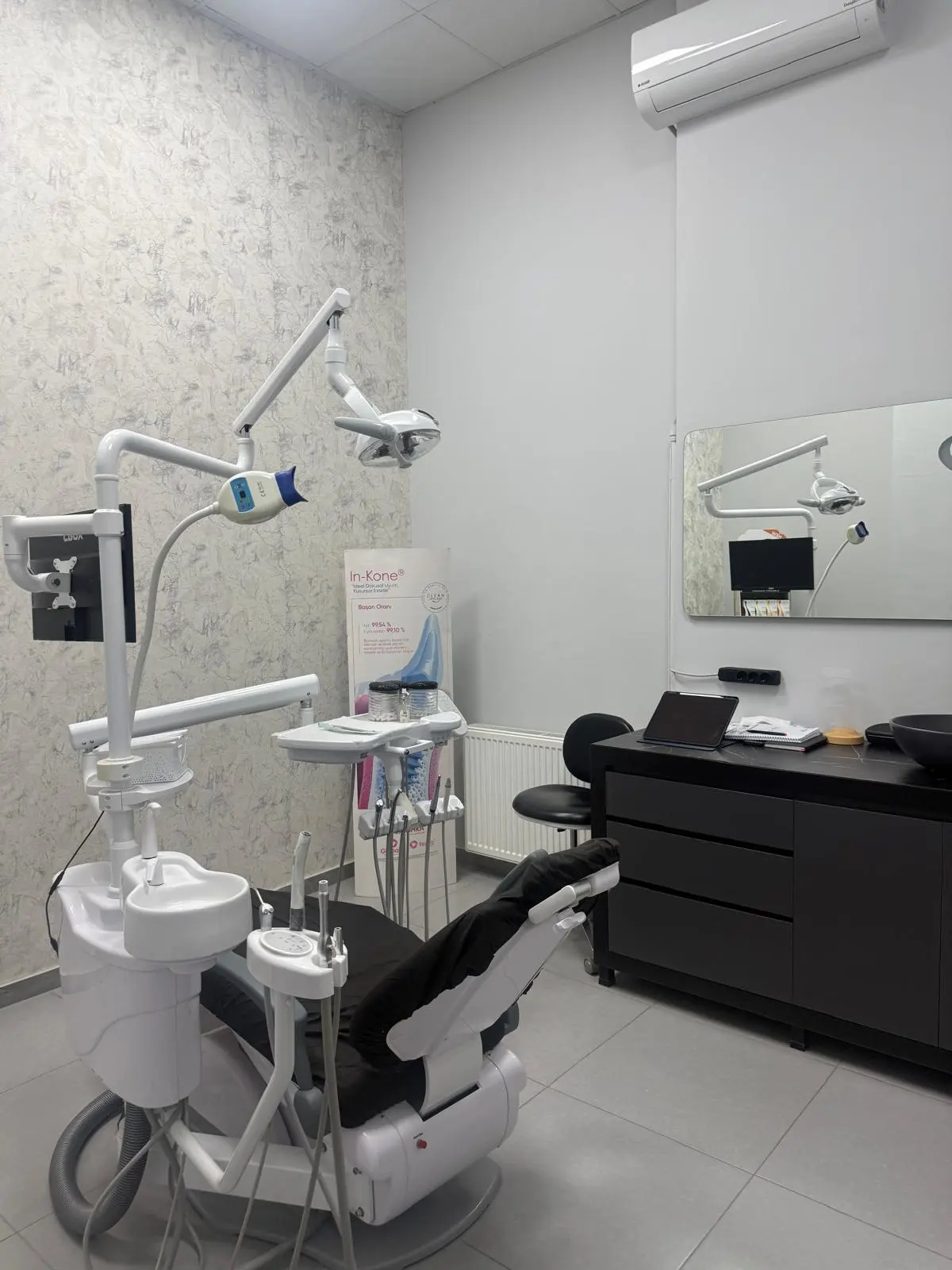 Clinic-provided photograph of Dr Hilal Kizirgil Eroğlu
