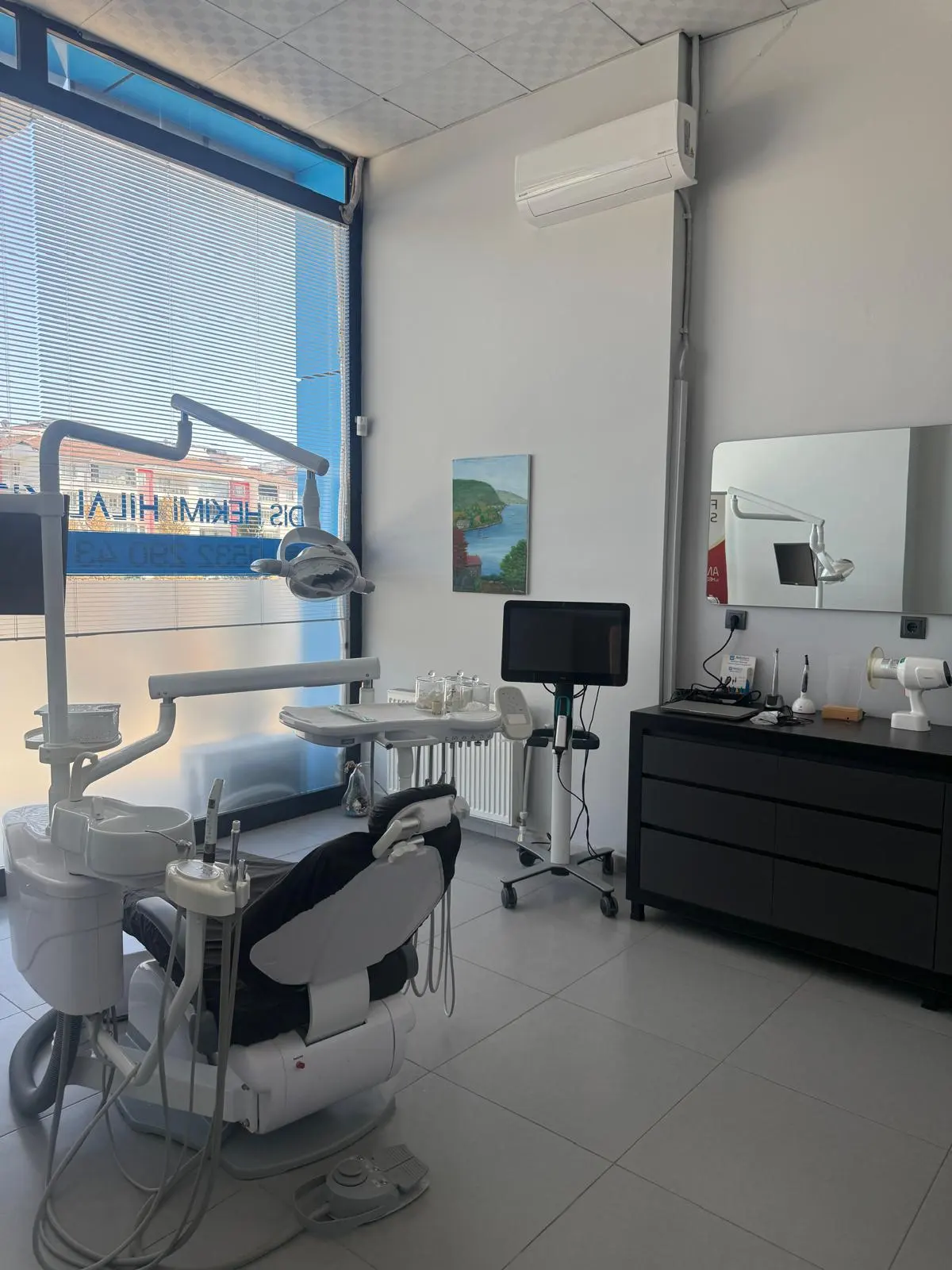 Clinic-provided photograph of Dr Hilal Kizirgil Eroğlu
