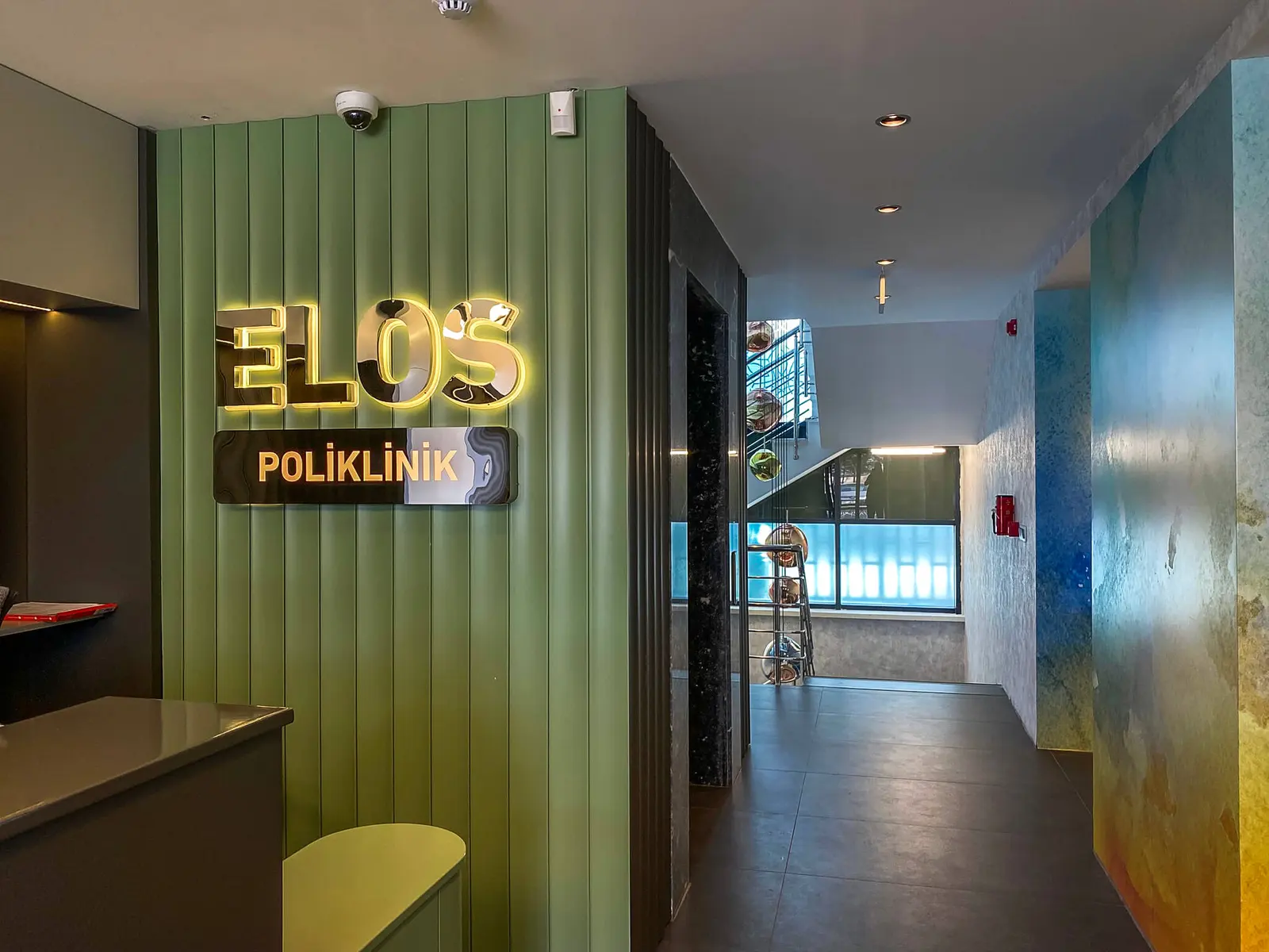 Clinic-provided photograph of Elos Clinic