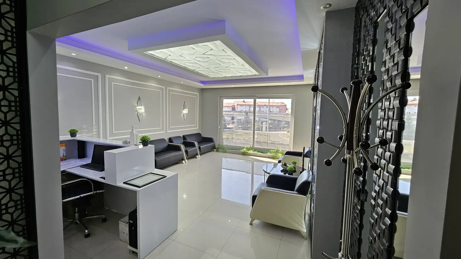 Clinic-provided photograph of Dr Mustafa Küçükterci