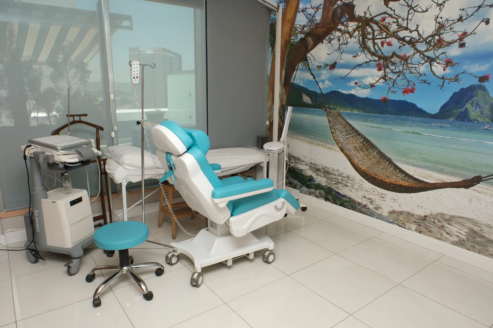 Clinic-provided photograph of Dr Ayşe Rengin Türkgüler