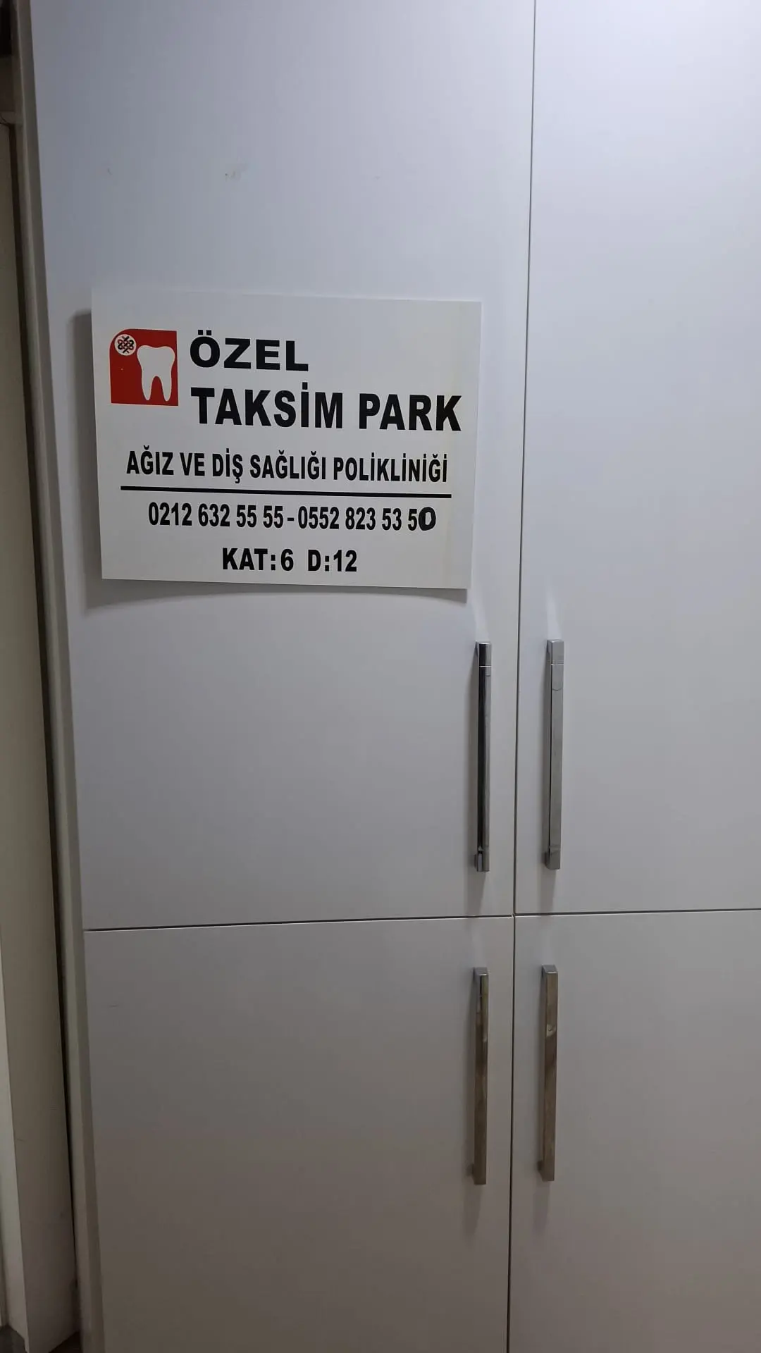 Von der Klinik bereitgestelltes Foto von Taksim Park Zahnklinik