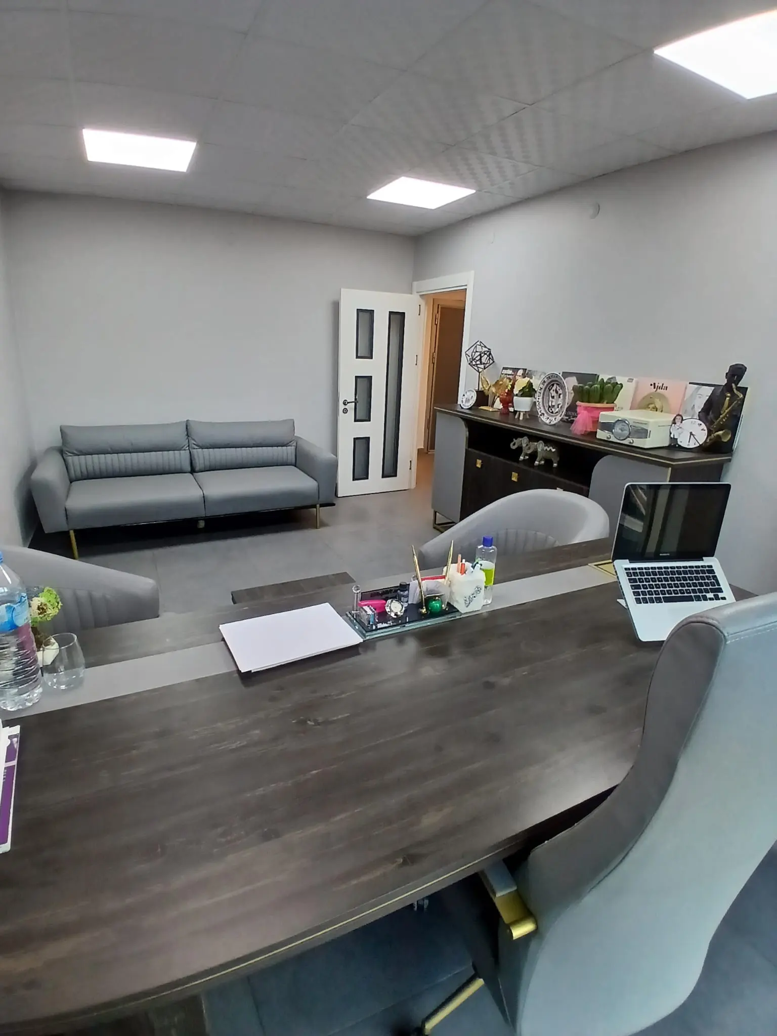 Clinic-provided photograph of Dr Denizhan Danacı Keleş