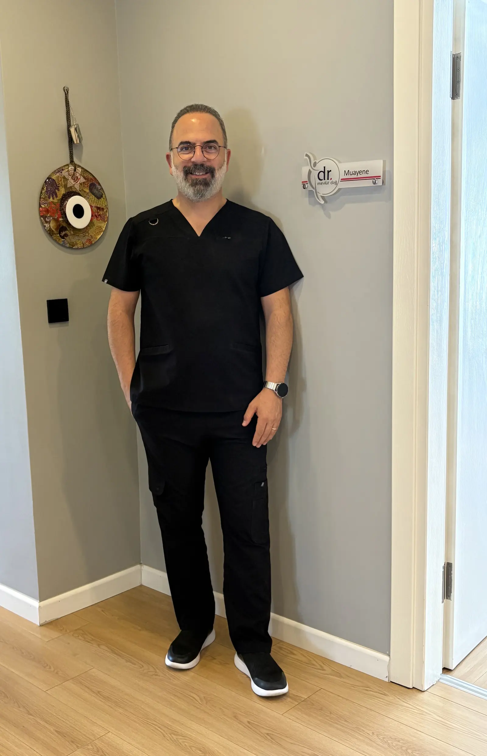 Von der Klinik bereitgestelltes Foto von Dr. Mevlüt Dağ