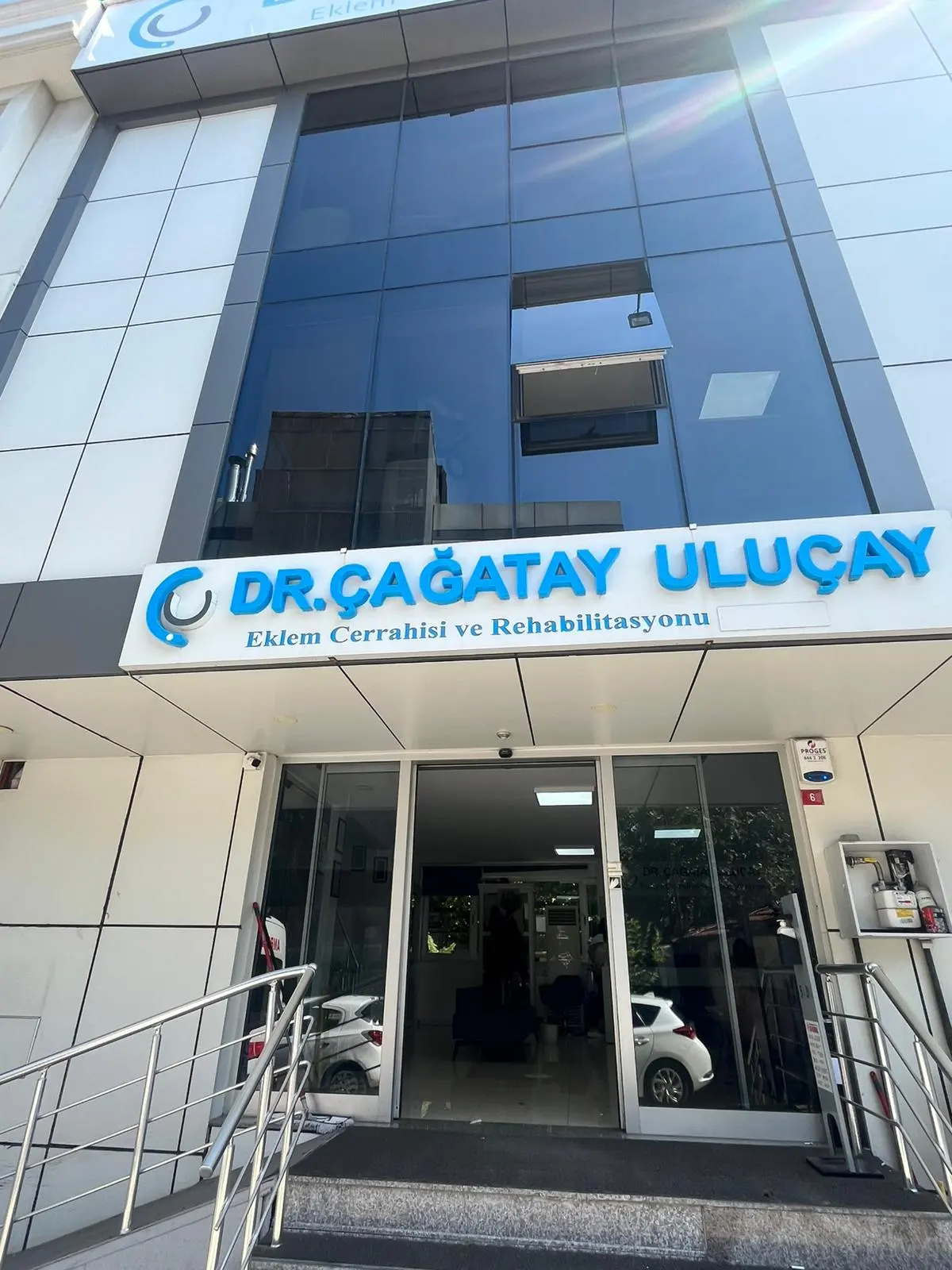 Clinic-provided photograph of Assoc. Prof. Dr Çağatay Uluçay