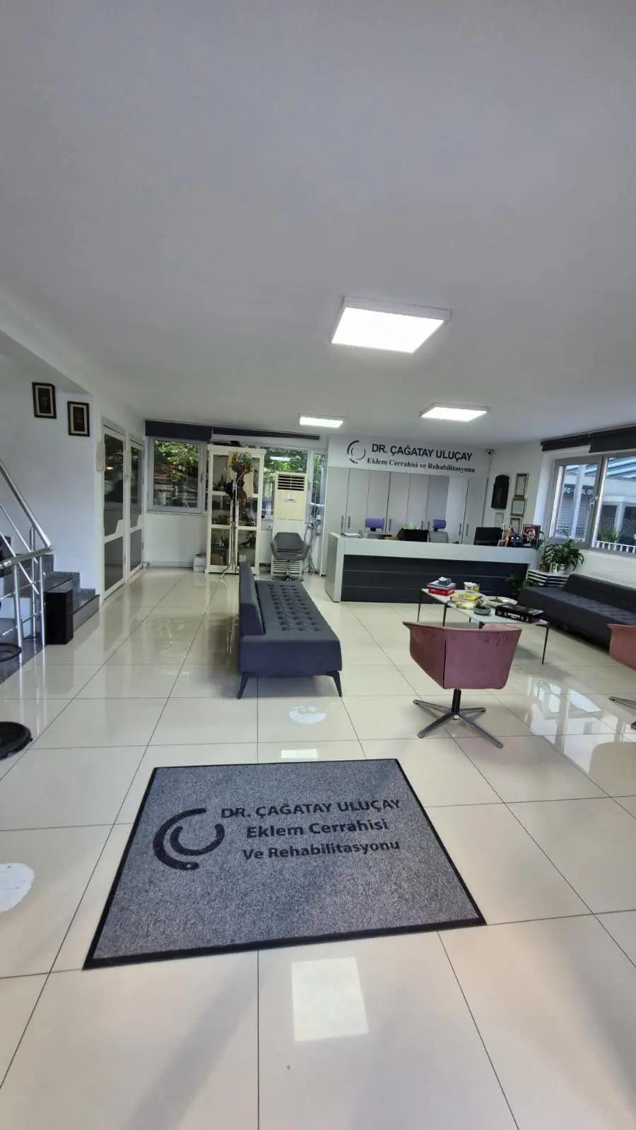 Clinic-provided photograph of Assoc. Prof. Dr Çağatay Uluçay