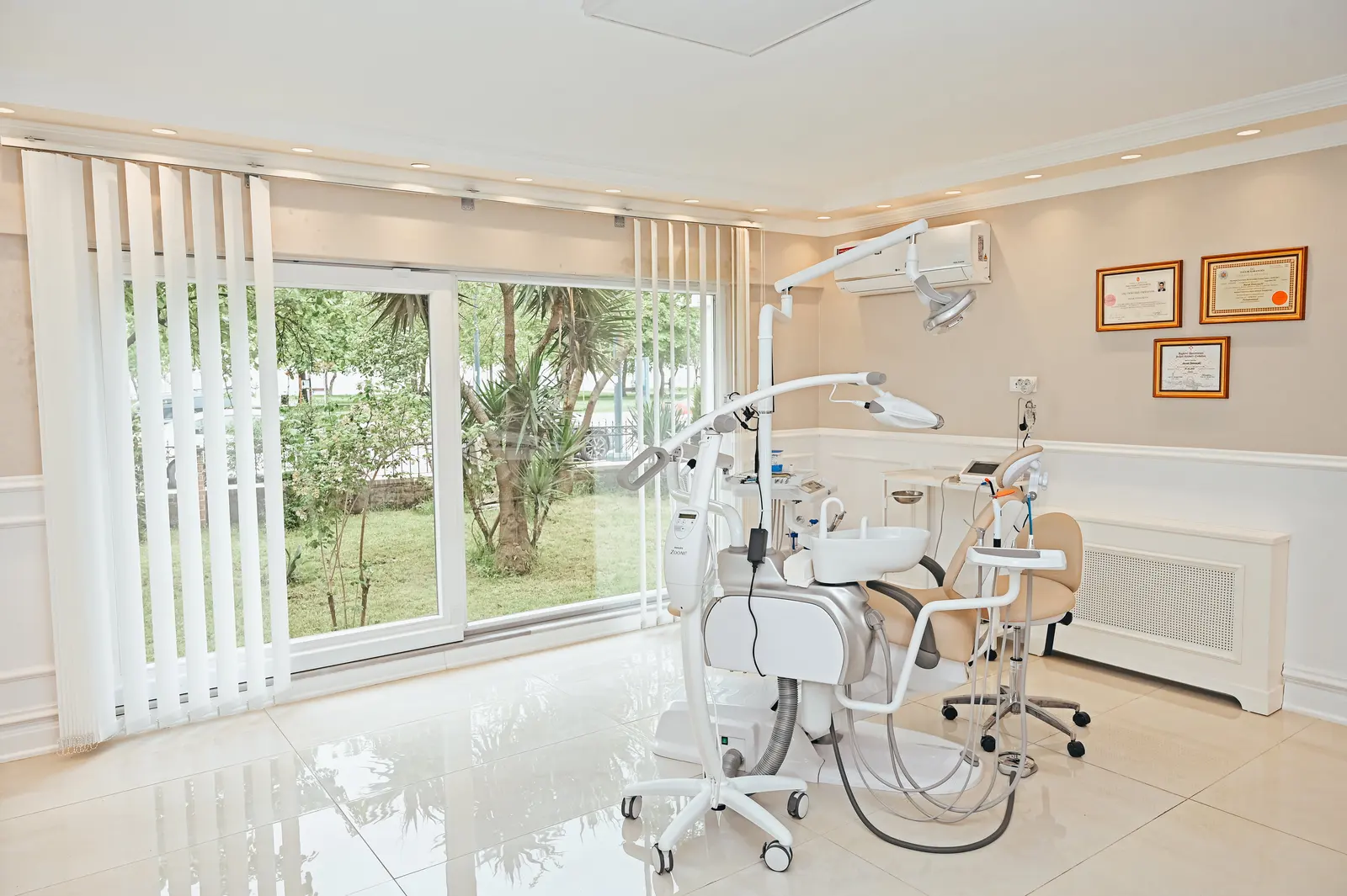 Von der Klinik bereitgestelltes Foto von BH Zahnklinik