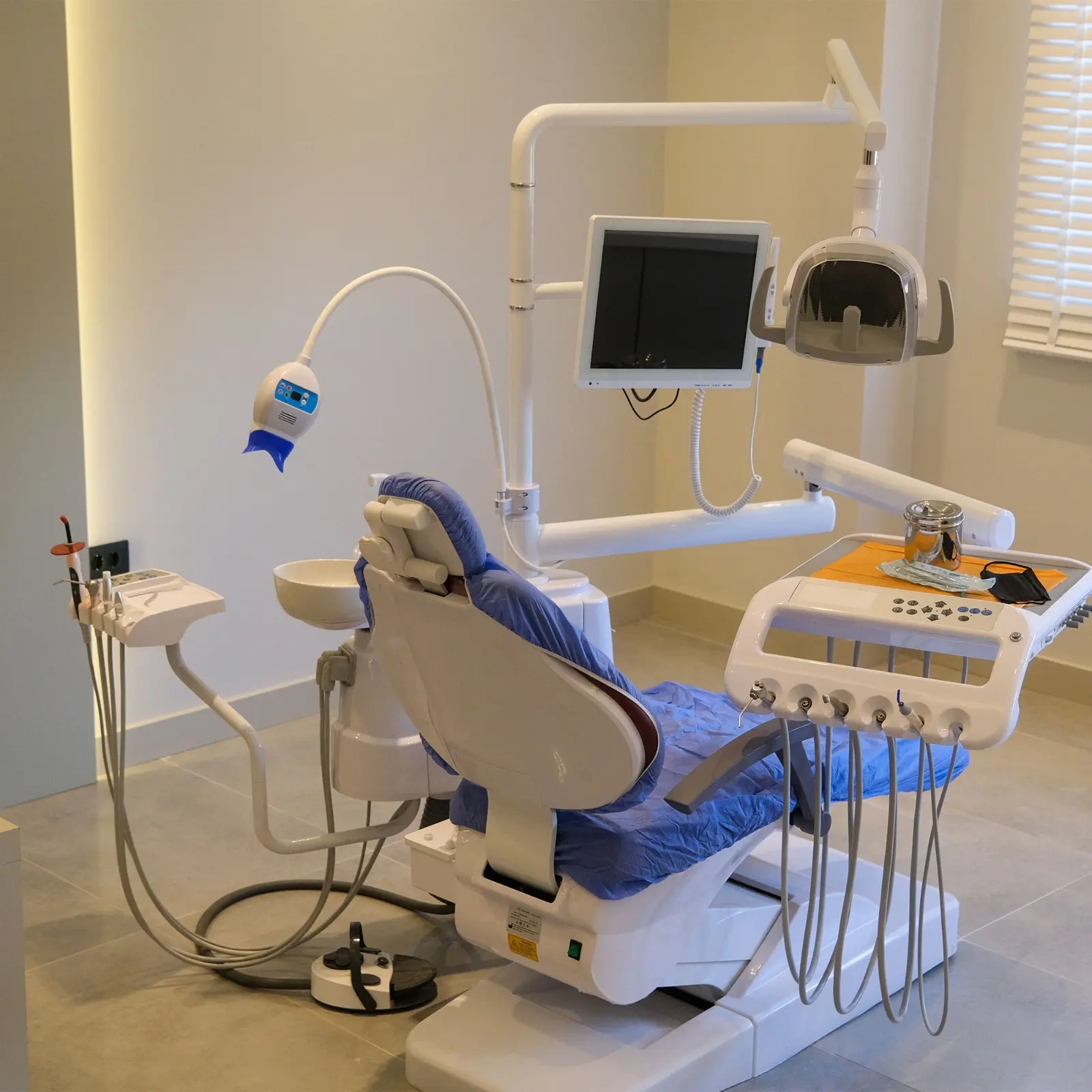 Clinic-provided photograph of Alpin Dental Clinic