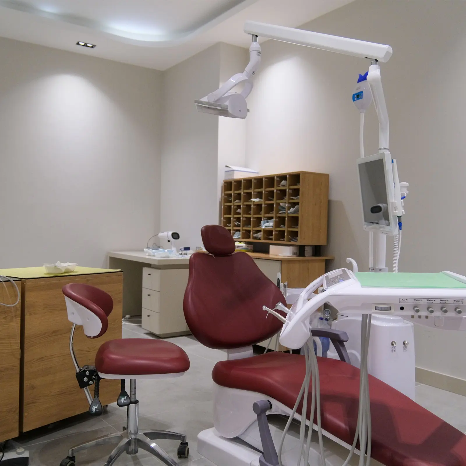 Clinic-provided photograph of Alpin Dental Clinic