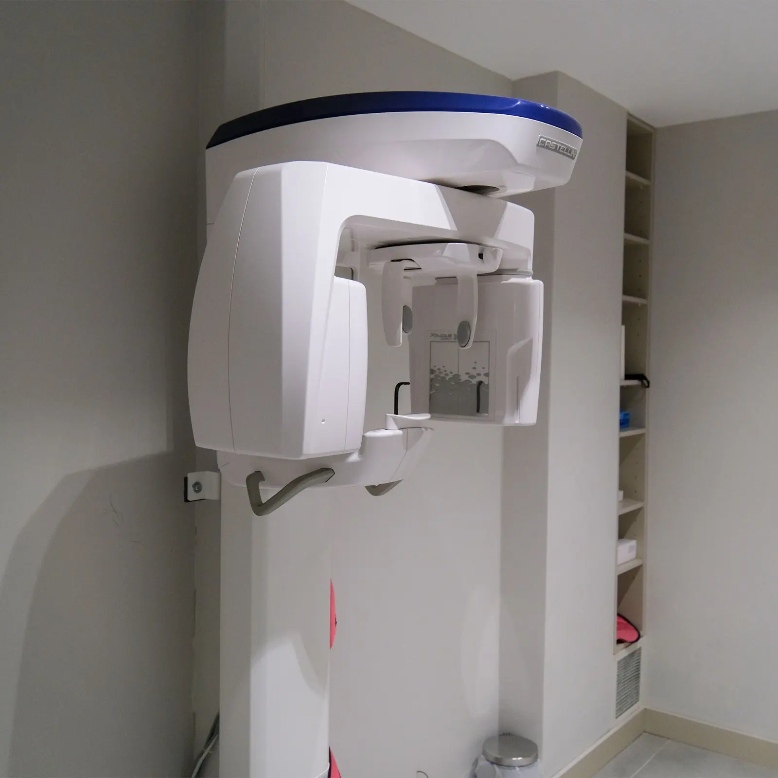 Clinic-provided photograph of Alpin Dental Clinic