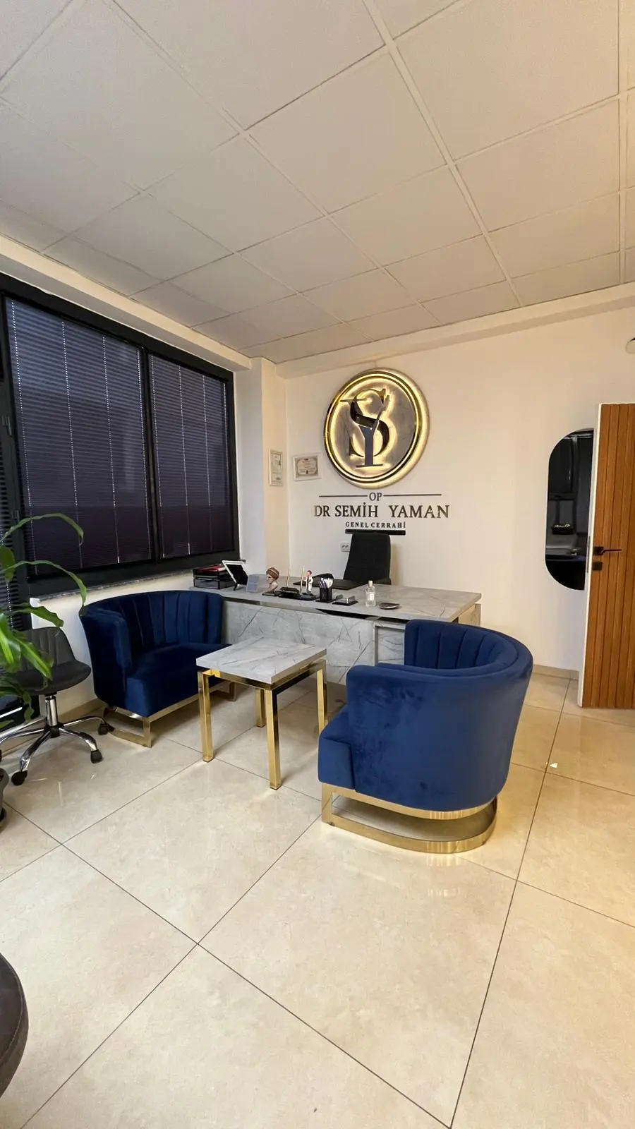 Clinic-provided photograph of Dr Semih Yaman