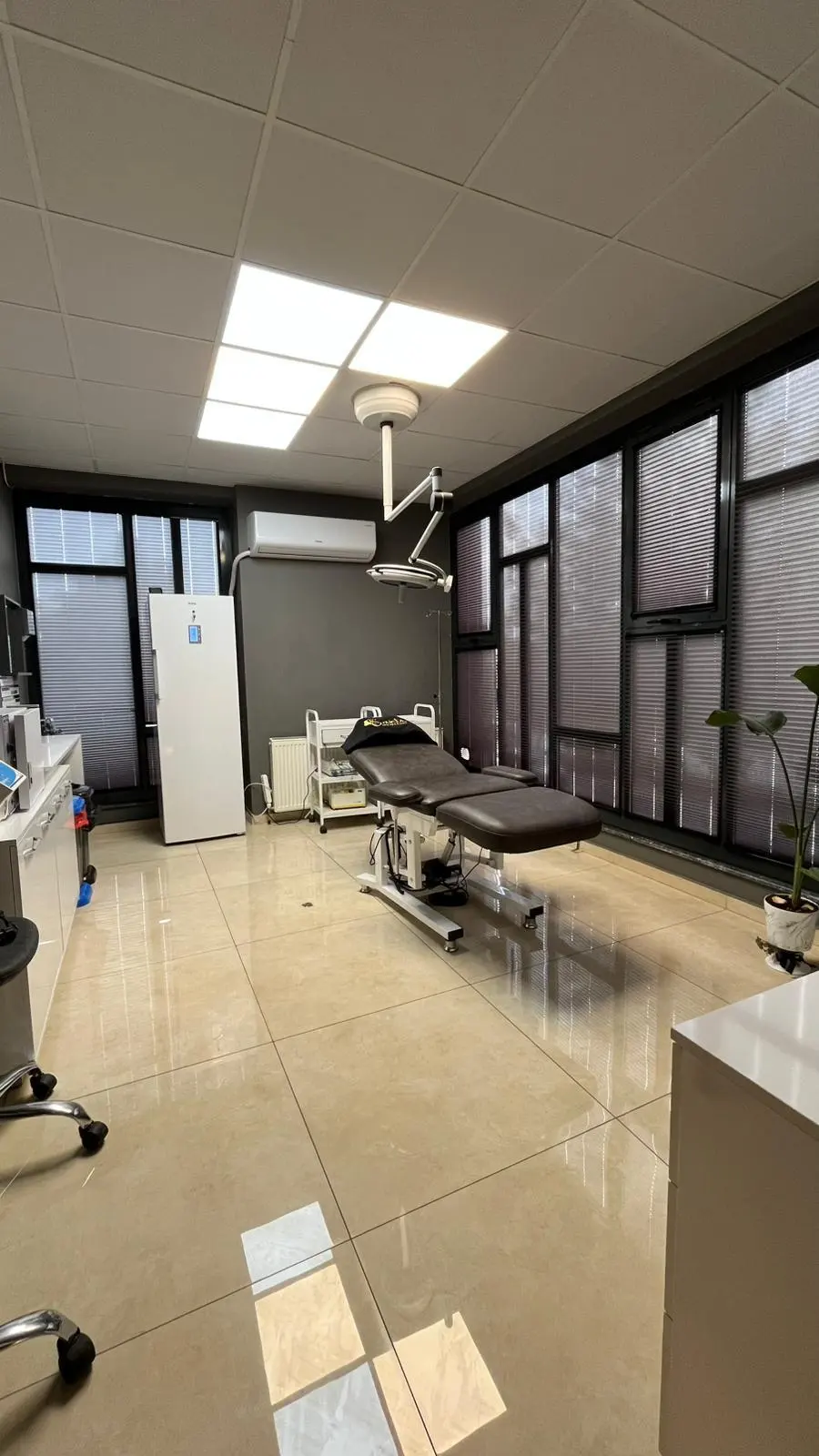 Clinic-provided photograph of Dr Semih Yaman