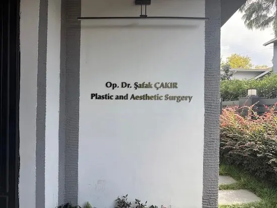Von der Klinik bereitgestelltes Foto von Dr. Şafak Çakır