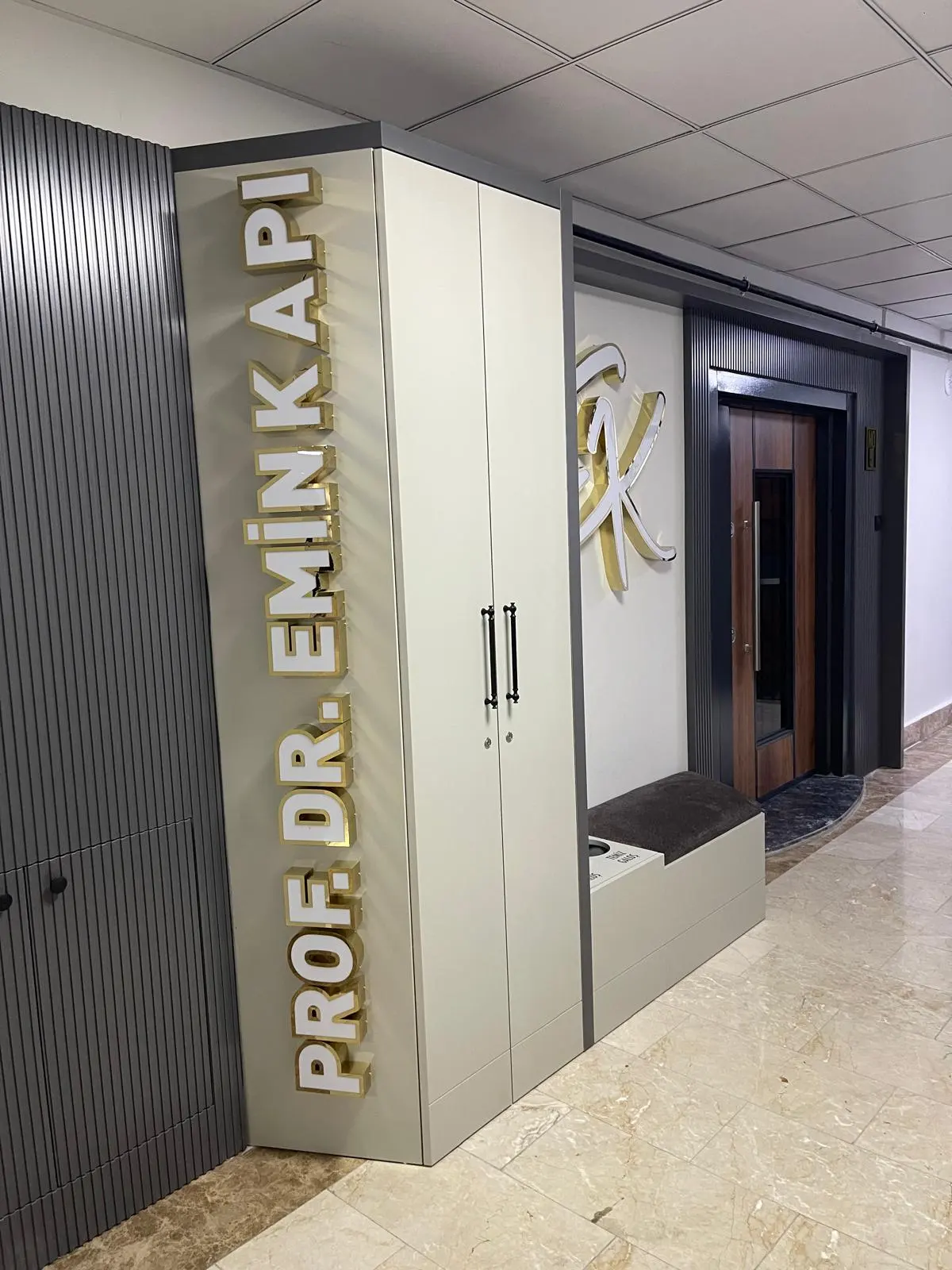 Clinic-provided photograph of Prof. Dr Emin Kapı