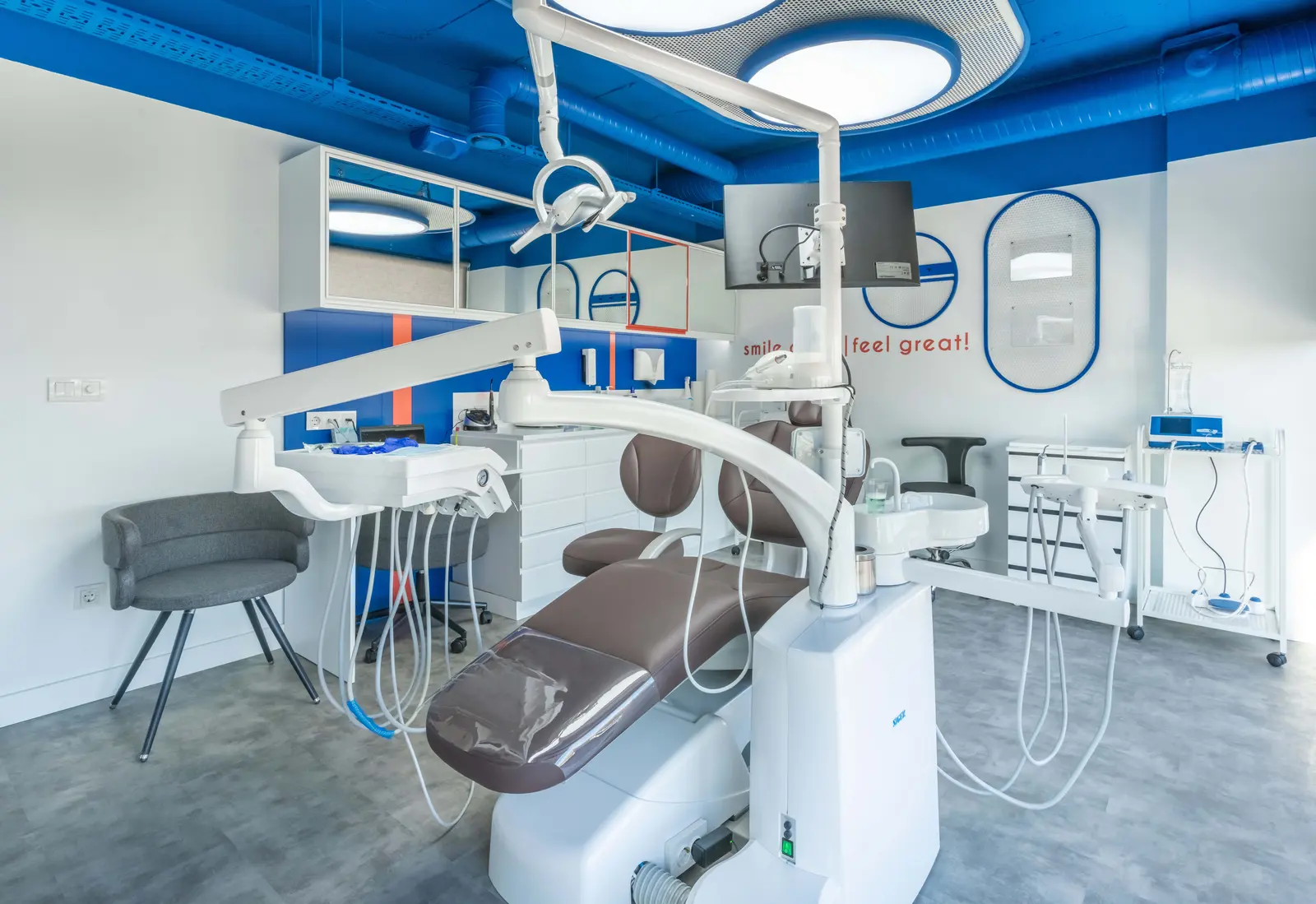 Clinic-provided photograph of BS Dental Studio