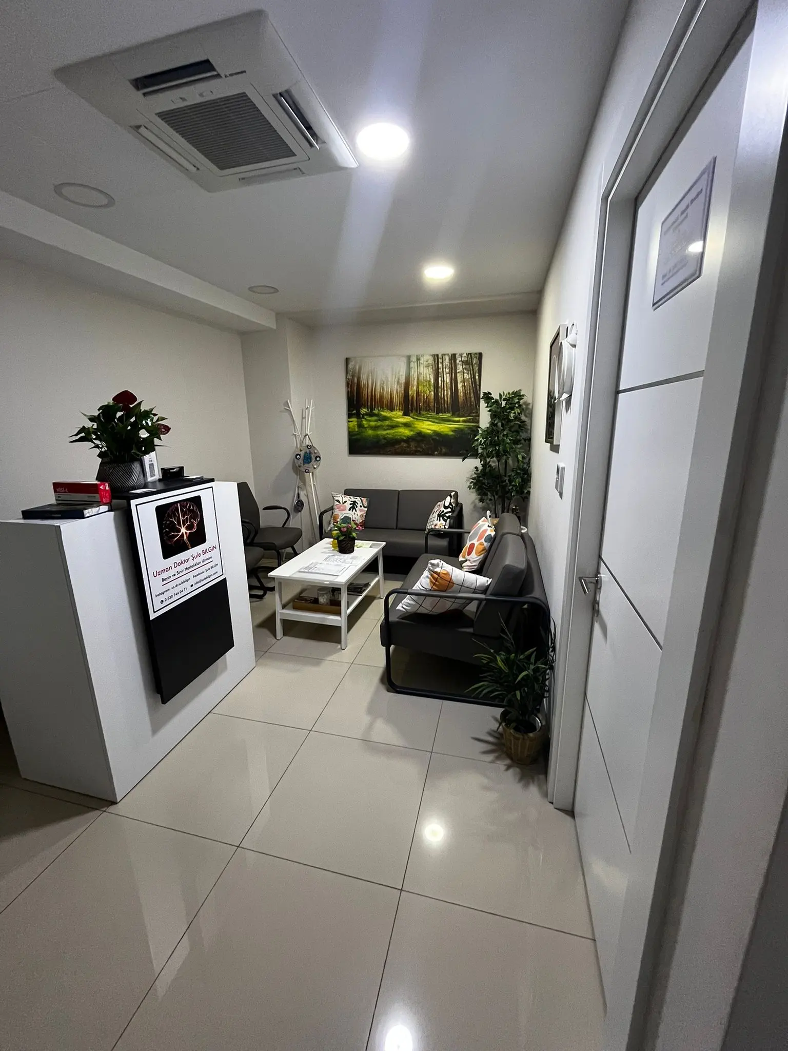 Clinic-provided photograph of Dr Şule Bilgin (Koçyiğit)