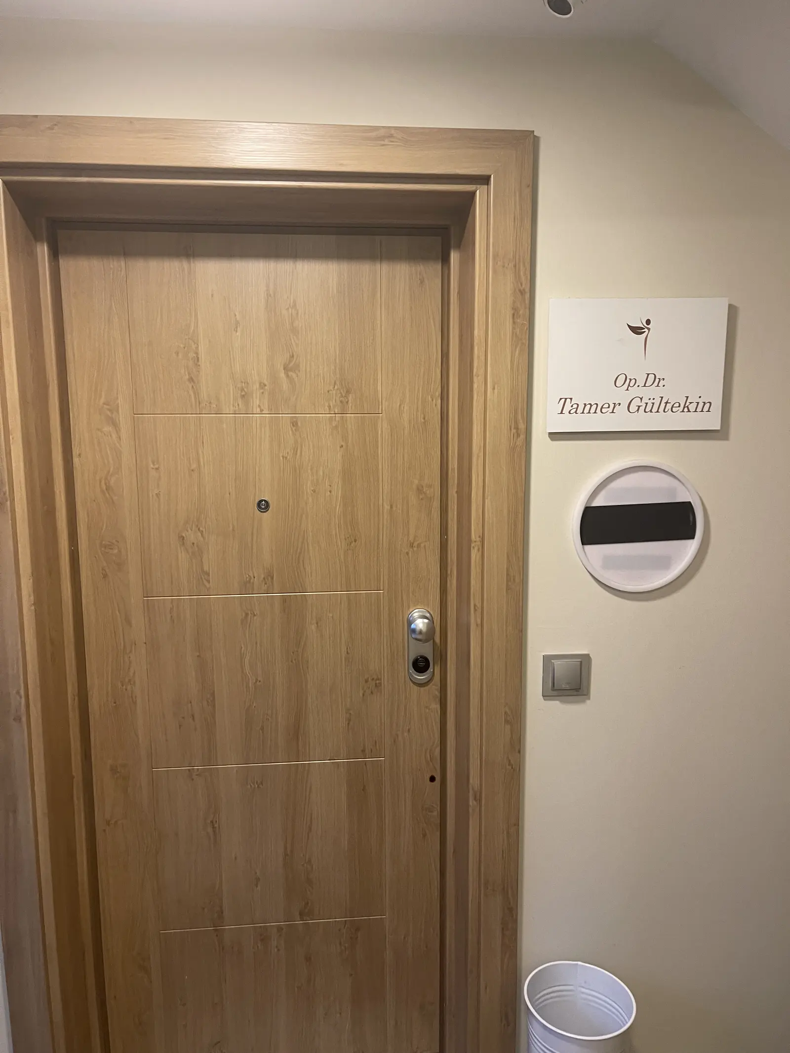 Von der Klinik bereitgestelltes Foto von Dr. Tamer Gültekin